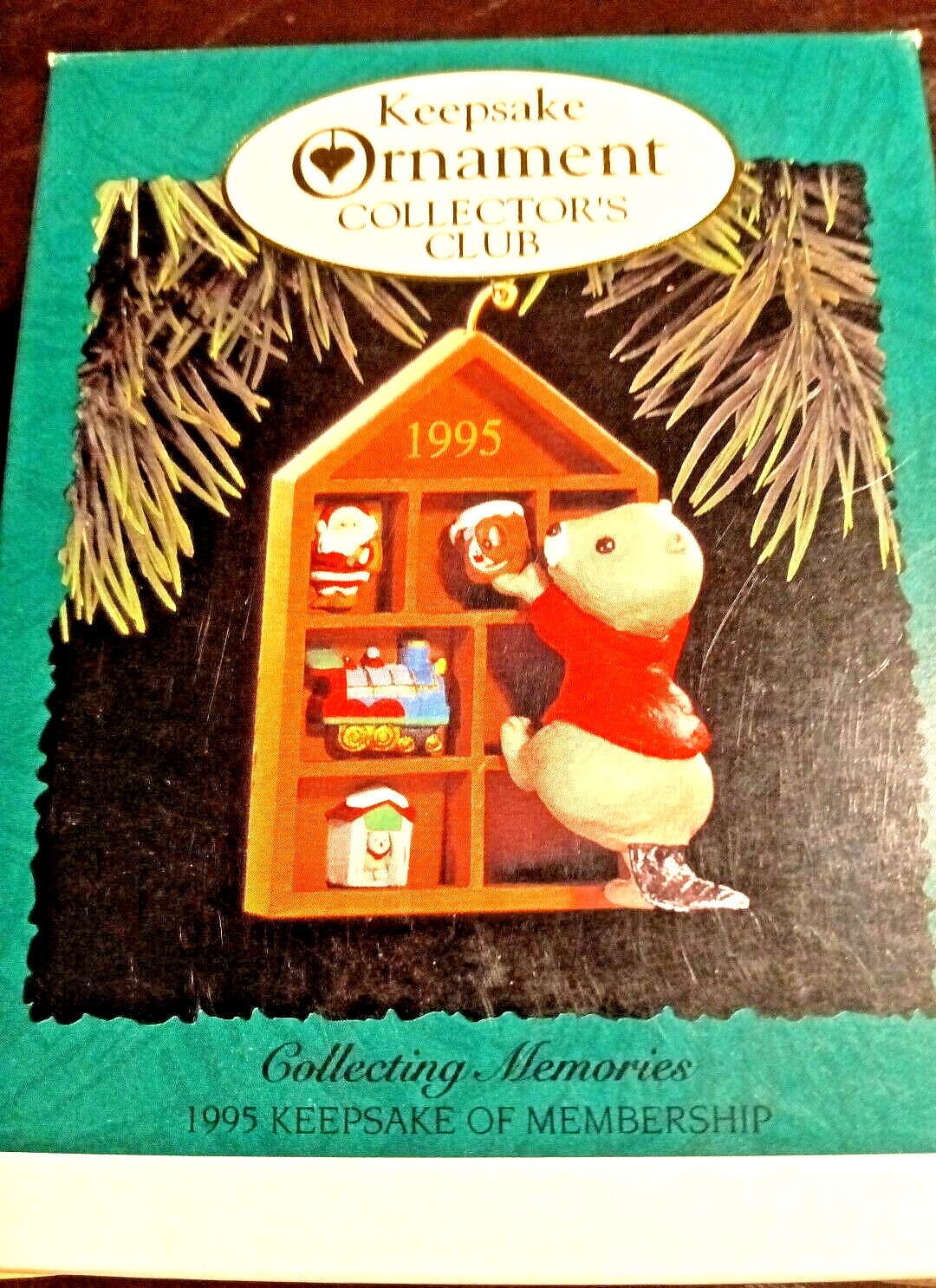 Vintage HALLMARK Beaver Bookcase (Ornament, 1995)