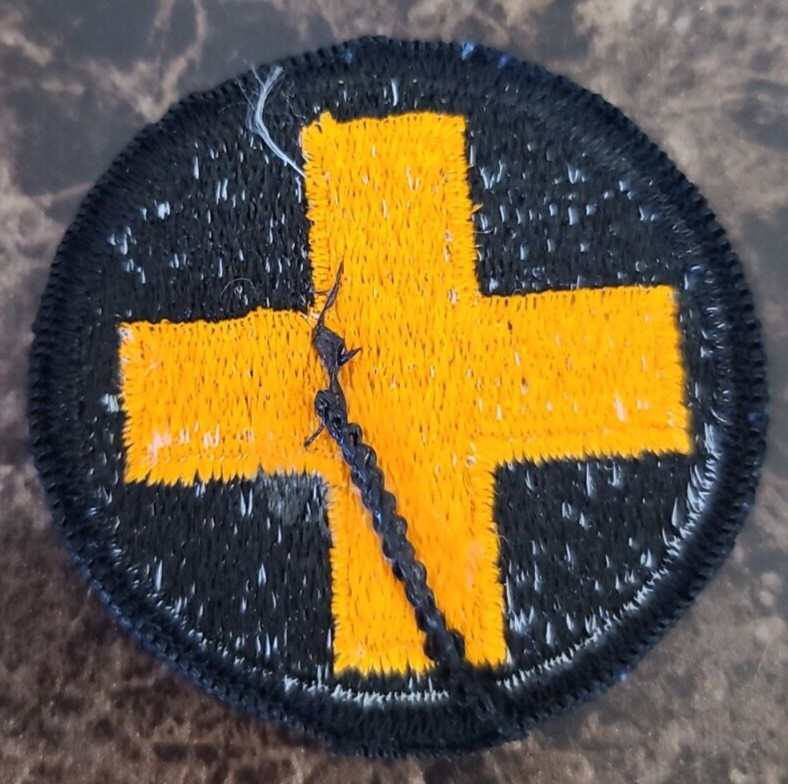1960's 1970's Original 33rd Infantry Brigade Snow Back Patch # 2* 1960's 1970's Original 33rd Infantry Brigade Snow Back Patch # 2*