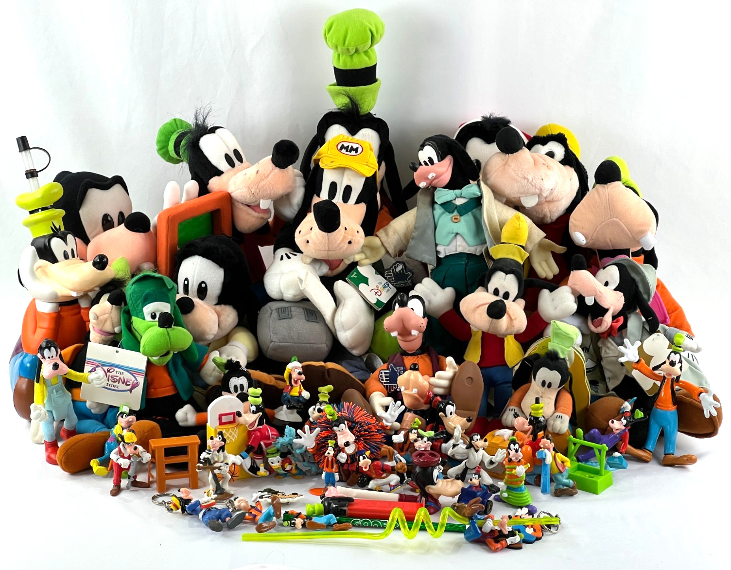 Vintage Disney Goofy Collection Lot of 47 Plush, Figures, Key Chains, and More Vintage Disney Goofy Collection Lot of 47 Plush, Figures, Key Chains, and More