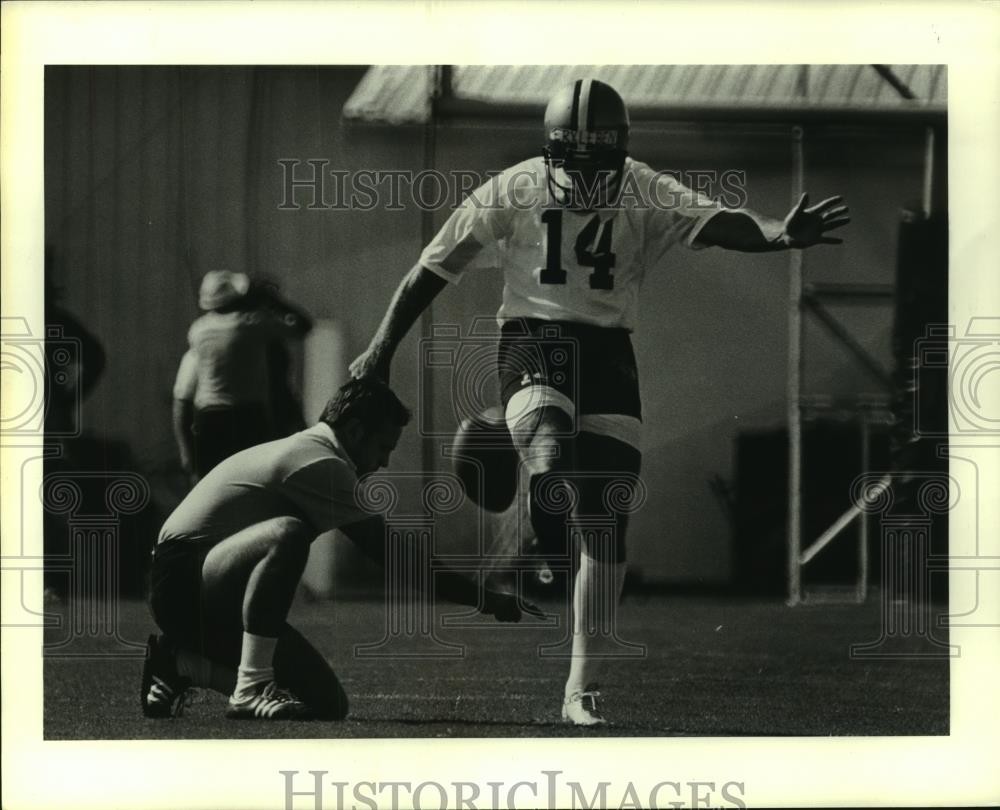 1979 Press Photo Russell Erxleben, Saints Football Player at Rookie Camp