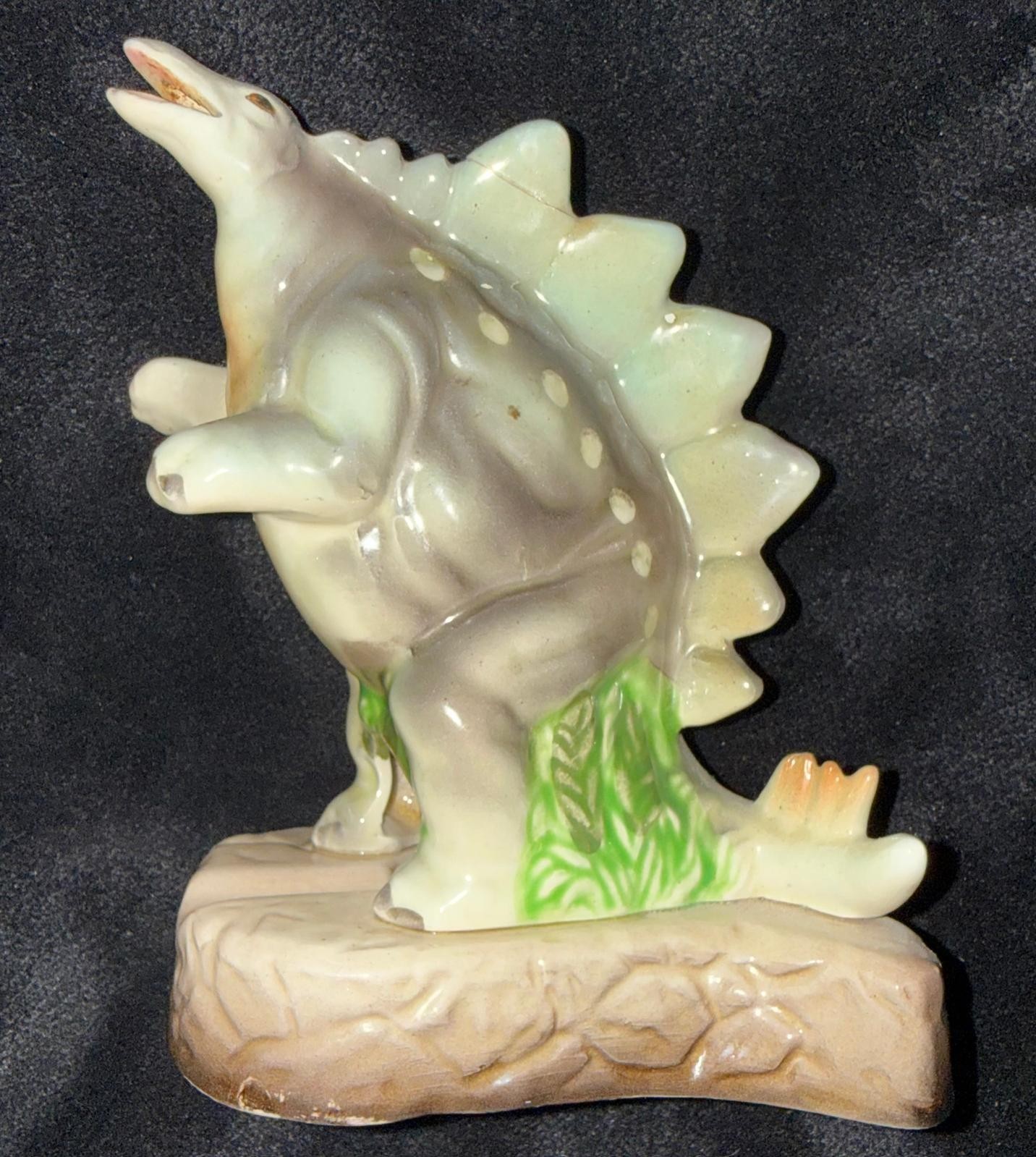Vtg 1950s Ucagco Japan Ceramic Stegosaurus Dinosaur Incense Burner Ashtray Vtg 1950s Ucagco Japan Ceramic Stegosaurus Dinosaur Incense Burner Ashtray