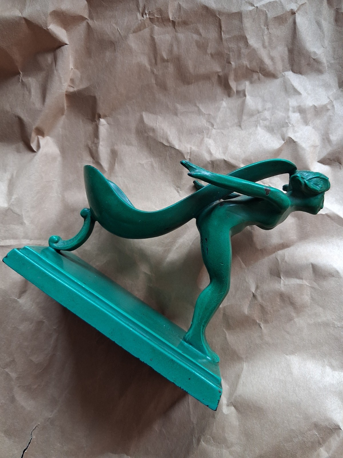 Vintage Mid Century Green Ladies Tobacco Pipe Rest Stand Holder -Very Nice Vintage Mid Century Green Ladies Tobacco Pipe Rest Stand Holder -Very Nice