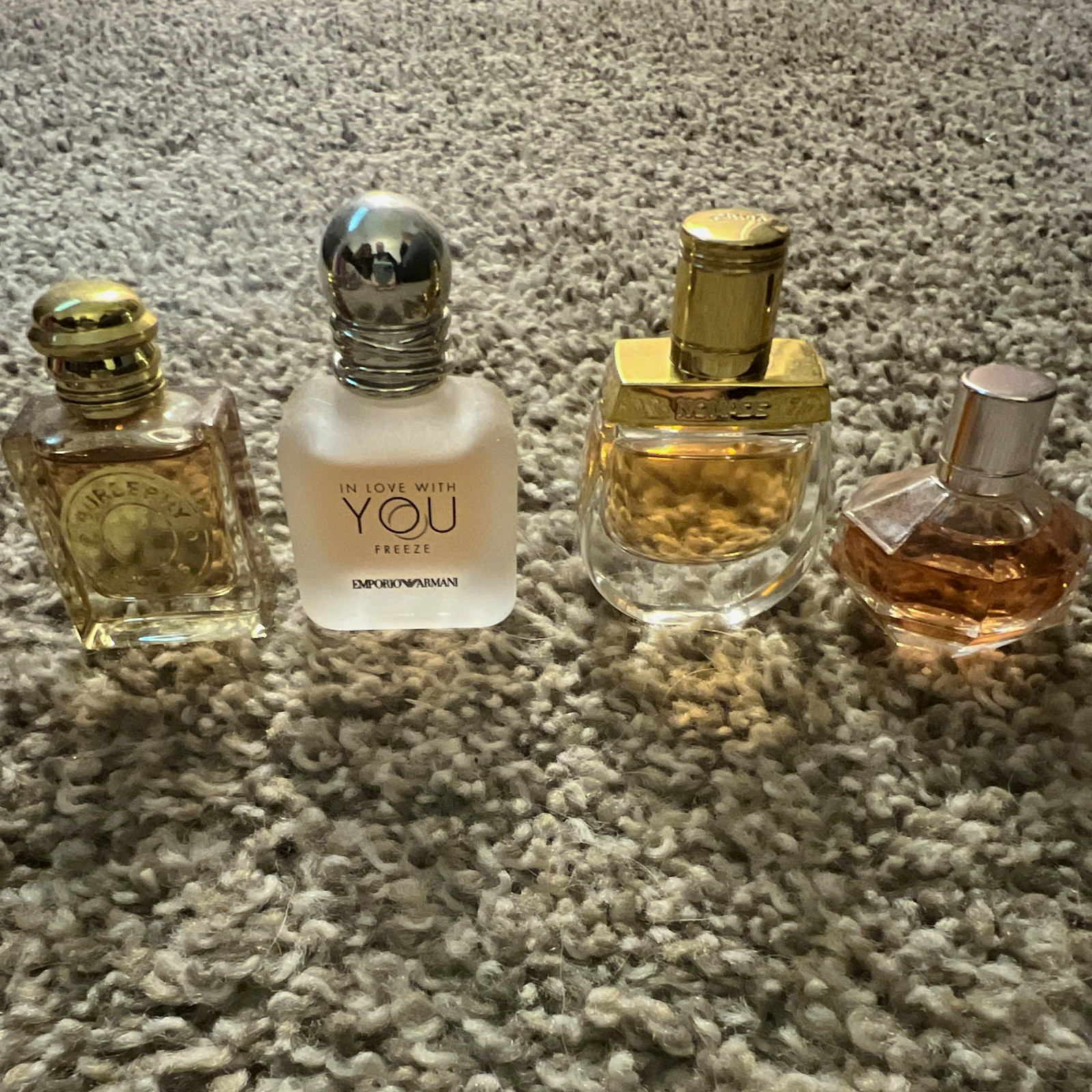 4pc Perfume Miniature Lot Burberry Goddess, Armani, Chloé Nomade, Flowerbomb 4pc Perfume Miniature Lot Burberry Goddess, Armani, Chloé Nomade, Flowerbomb
