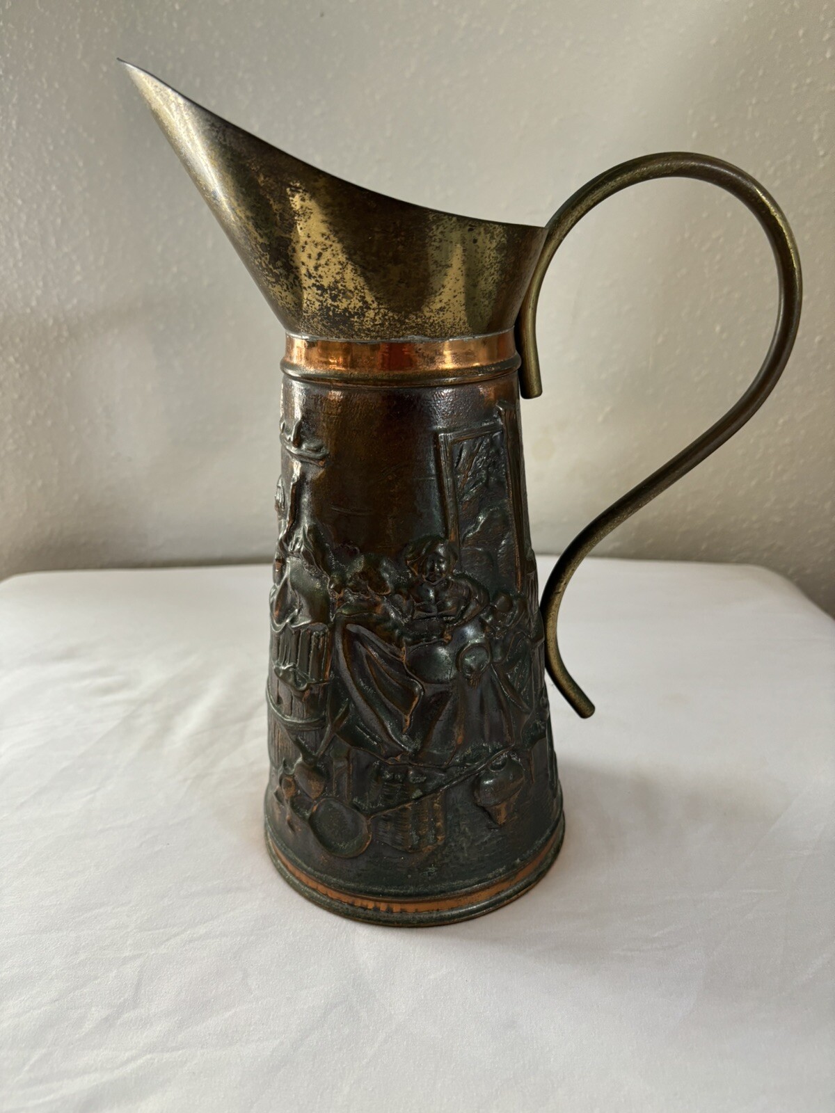 Beautiful Vintage Pub Scene 3D Embossed BRASS Copper Decorative Pitcher Jug 11in Beautiful Vintage Pub Scene 3D Embossed BRASS Copper Decorative Pitcher Jug 11in