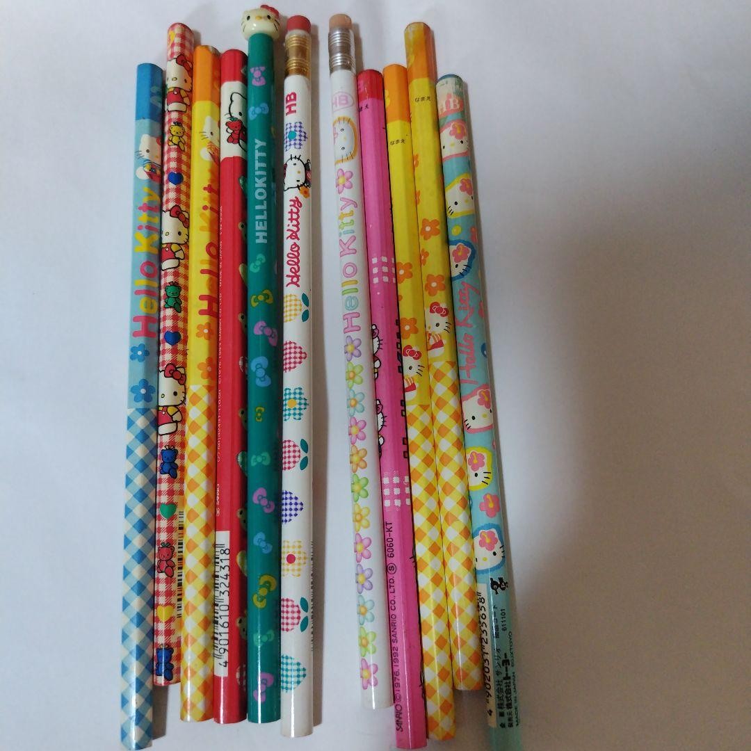 [Final price reduction] [Super rare] Hello Kitty 11 pencils Heisei retro rare