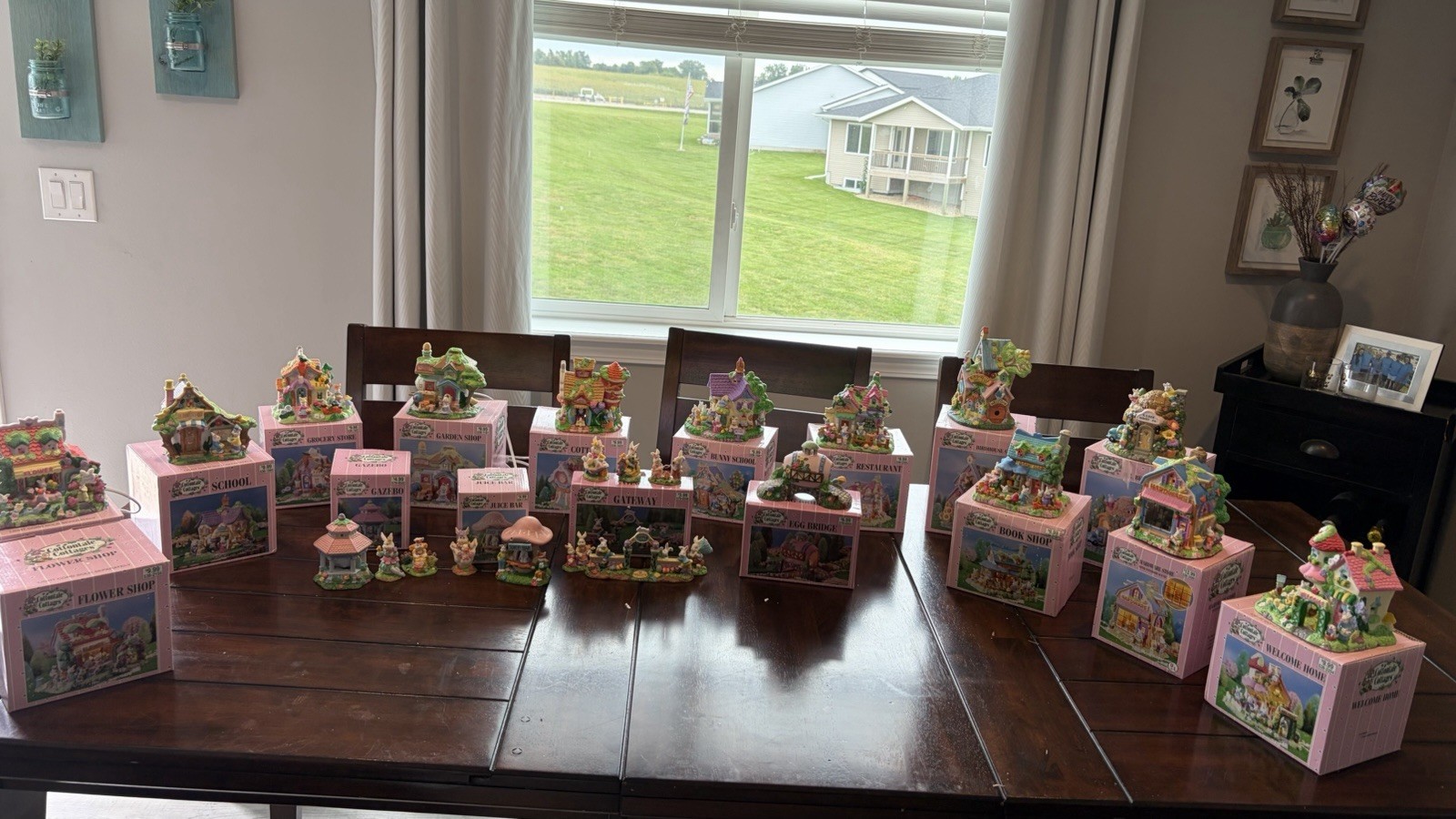 Cottontale Cottages Easter Village Lot of 17 Cottontale Cottages Easter Village Lot of 17