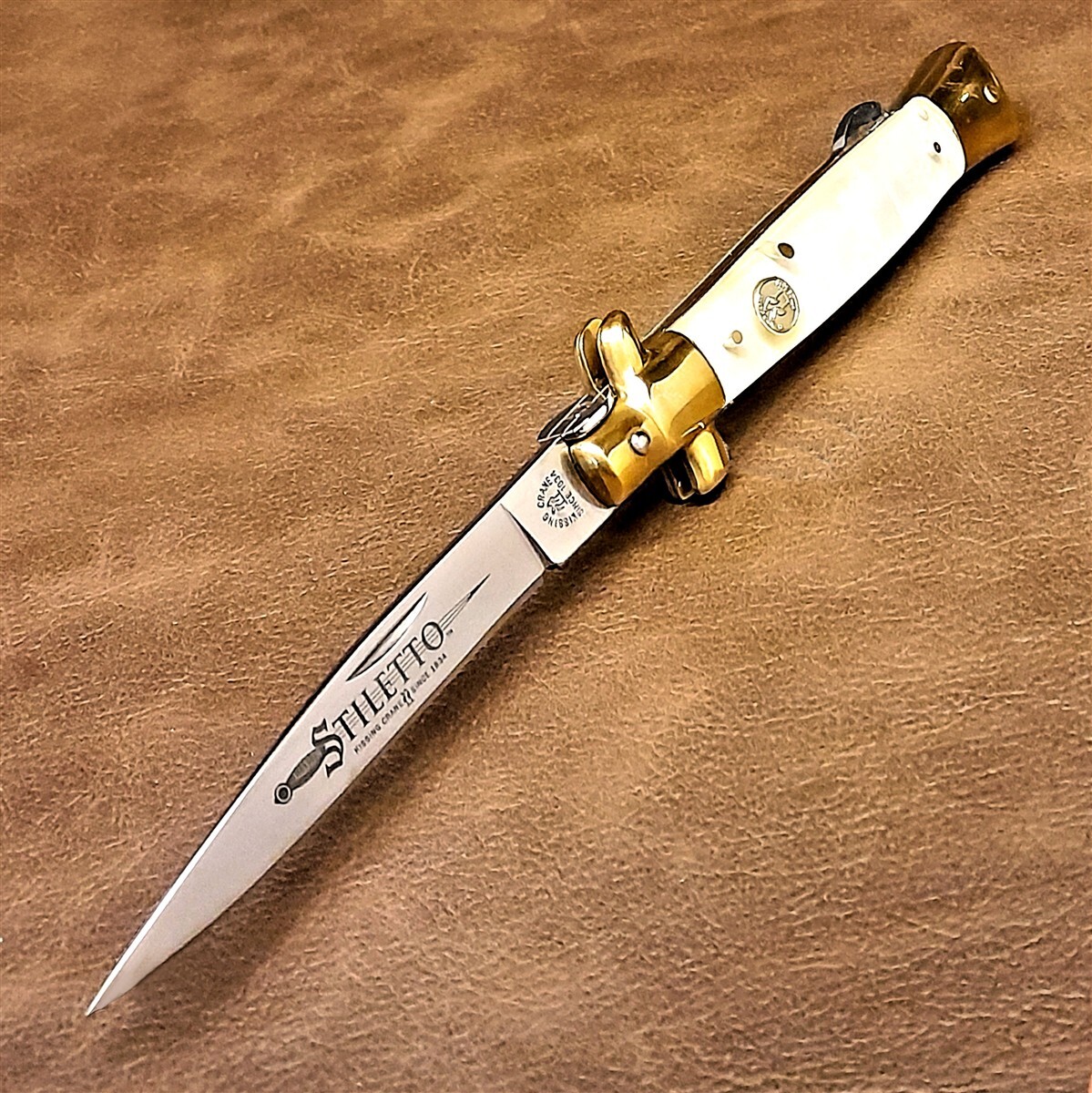 Kissing Crane Real Mother of Pearl Stiletto Premium Manual Folding Pocket Knife Kissing Crane Real Mother of Pearl Stiletto Premium Manual Folding Pocket Knife
