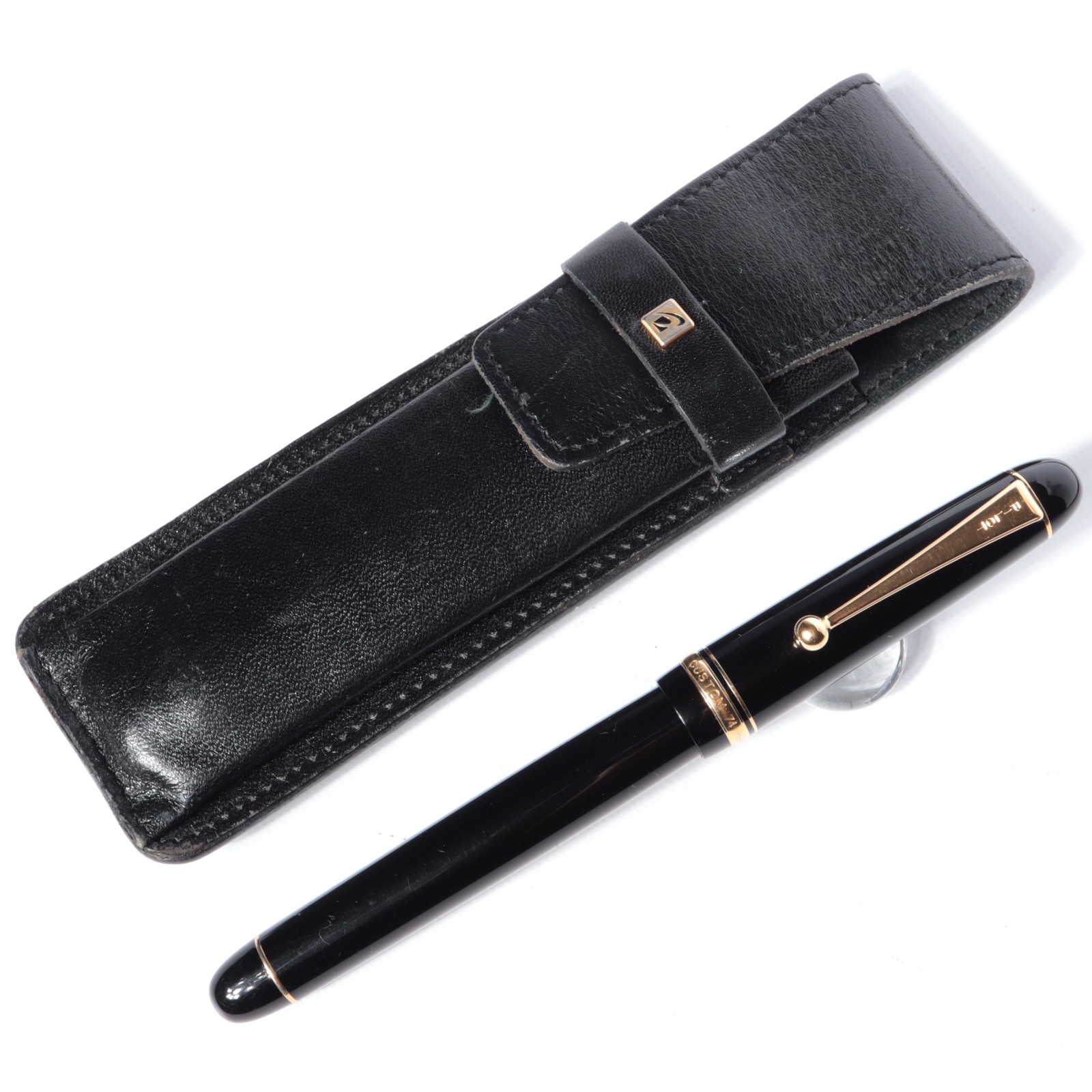 Pilot Custom 74 Fountain Pen 14K Gold F Cartridge Converter Black Gold Case Used Pilot Custom 74 Fountain Pen 14K Gold F Cartridge Converter Black Gold Case Used