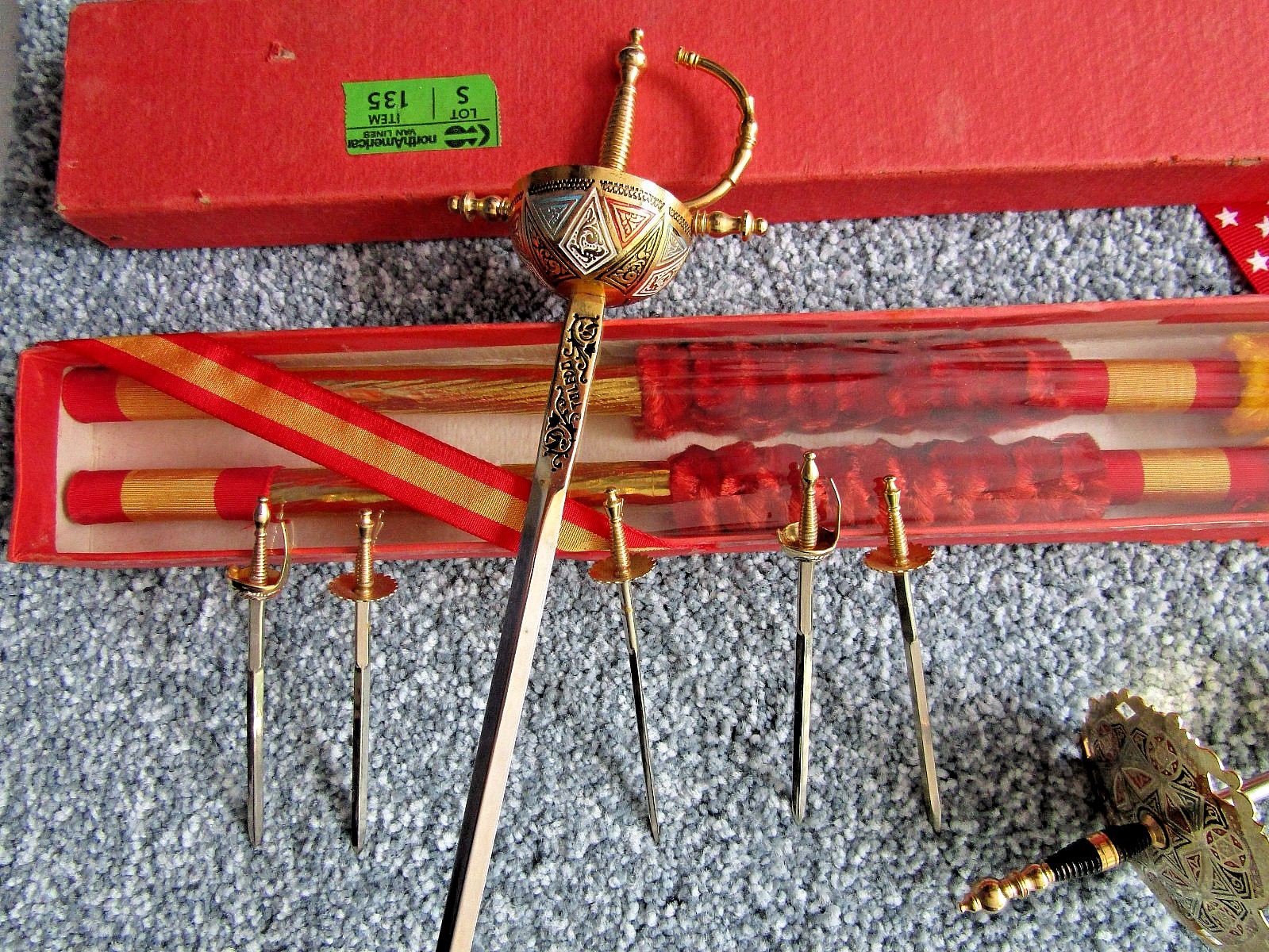 Spanish Bullfighter Spears & Desktop swords Spanish Bullfighter Spears & Desktop swords