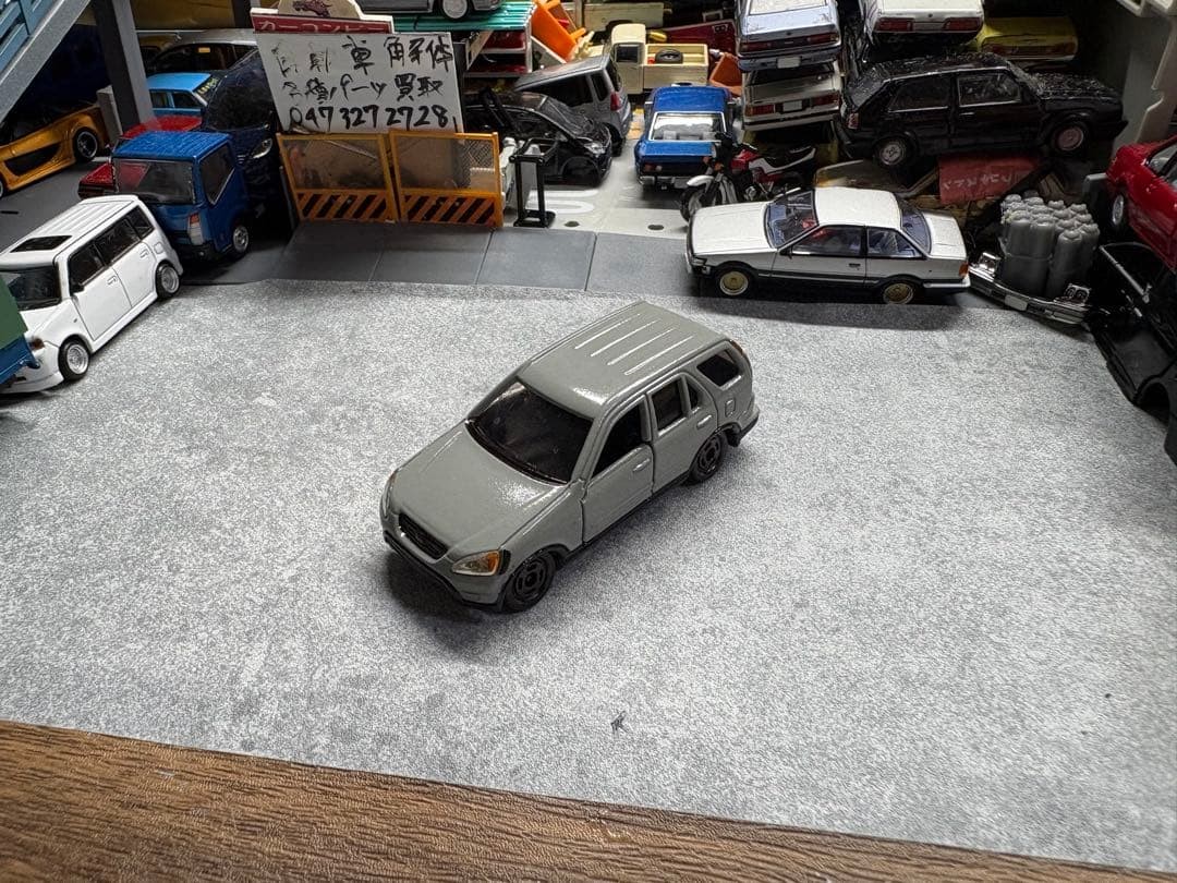 Tomica Honda Crv Retrofit Custom Outdoor Mini Car Gray Used - Toy Car / M Tomica Honda Crv Retrofit Custom Outdoor Mini Car Gray Used - Toy Car / M
