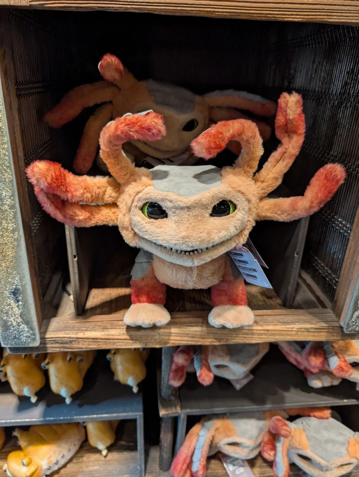 Disney Parks 2025 Star Wars Galaxy's Edge Merqaal Interactive Plush Toy Creature Disney Parks 2025 Star Wars Galaxy's Edge Merqaal Interactive Plush Toy Creature