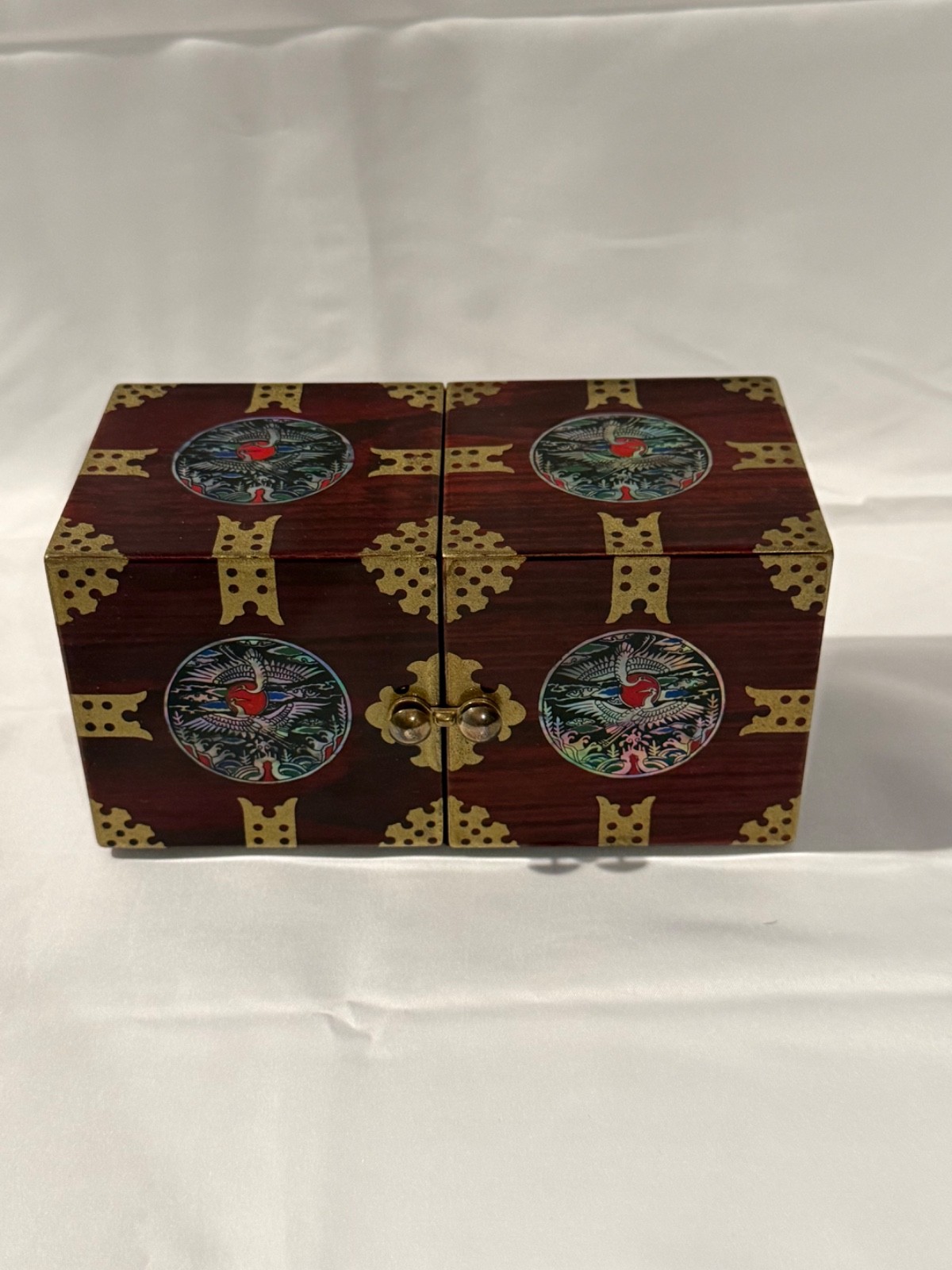 Vintage Korean Jewelry/Keepsafe Box Inlay and Lacquered Wood Vintage Korean Jewelry/Keepsafe Box Inlay and Lacquered Wood
