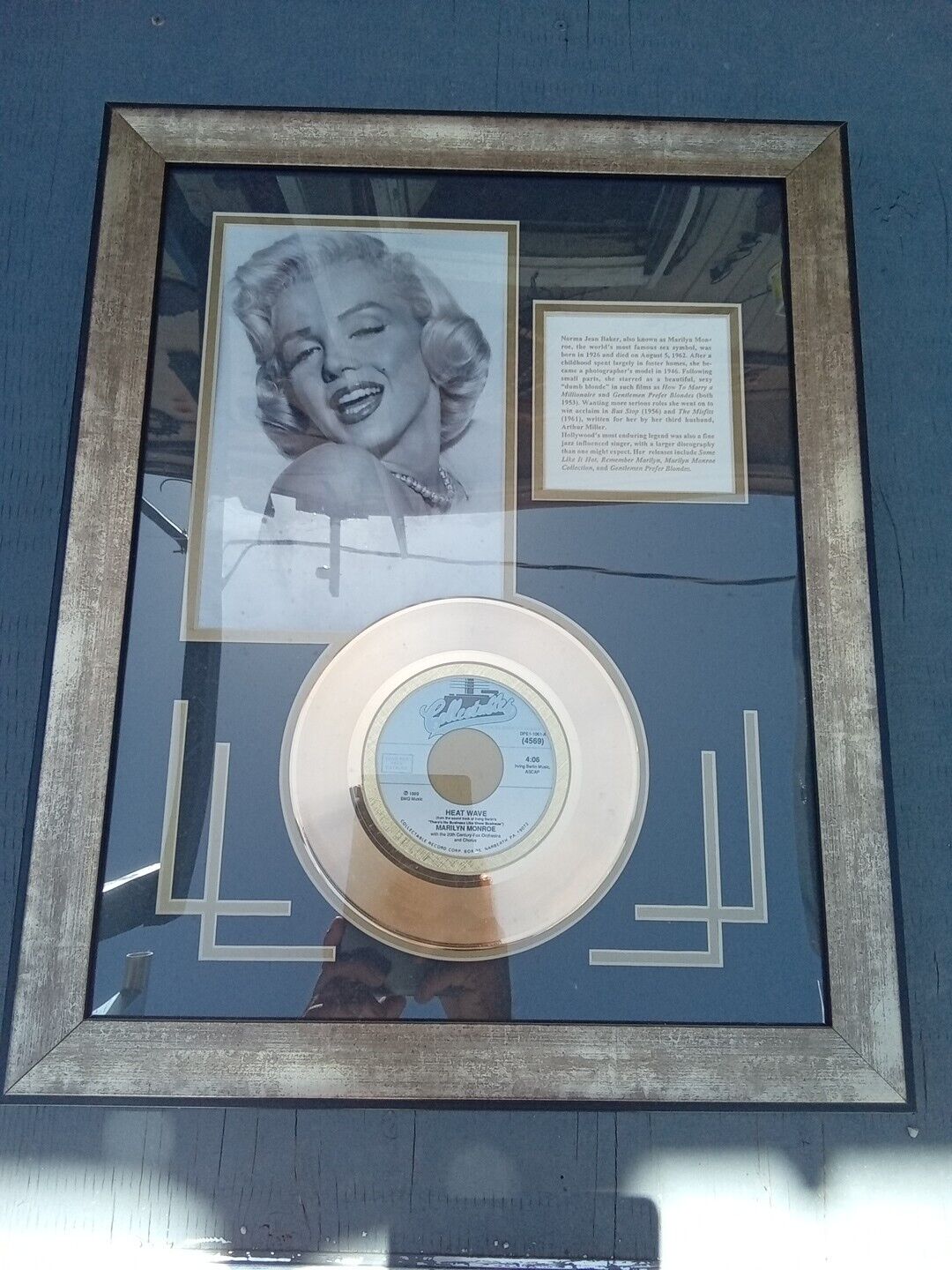 Marilyn Monroe 6x9 Photo With Gold Heat Wave Record In Frame