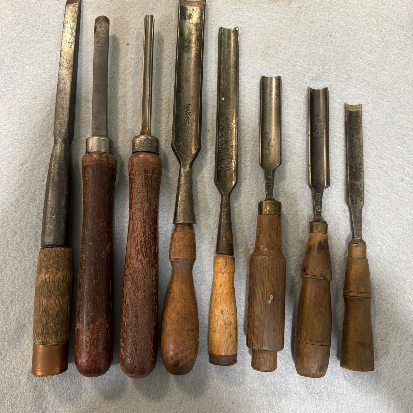 Group of 8 Antique Chisels w/ Handles Group of 8 Antique Chisels w/ Handles