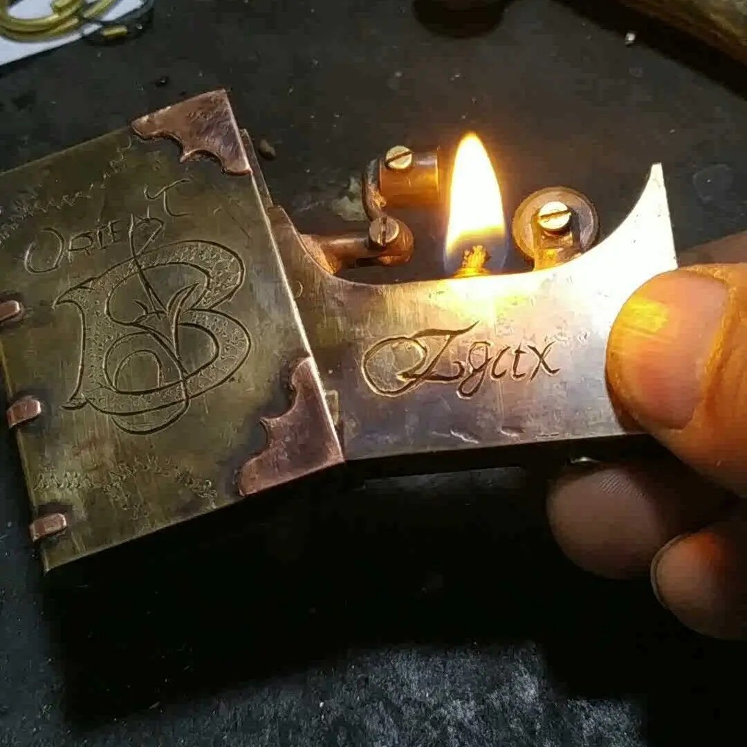 WWI Folding Trench Retro Copper Handmade Oil Lighter Vintage Lighter Collectible