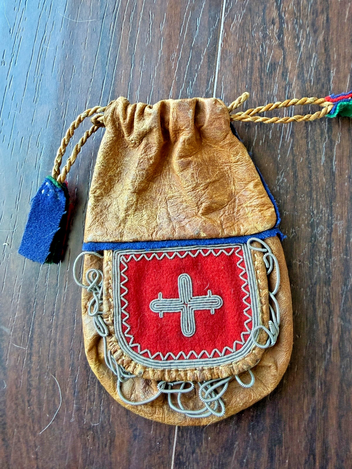 Vintage Sami Lapland Leather Pouch Pewter Wire Embroidery Heart Cross Sweden Vintage Sami Lapland Leather Pouch Pewter Wire Embroidery Heart Cross Sweden