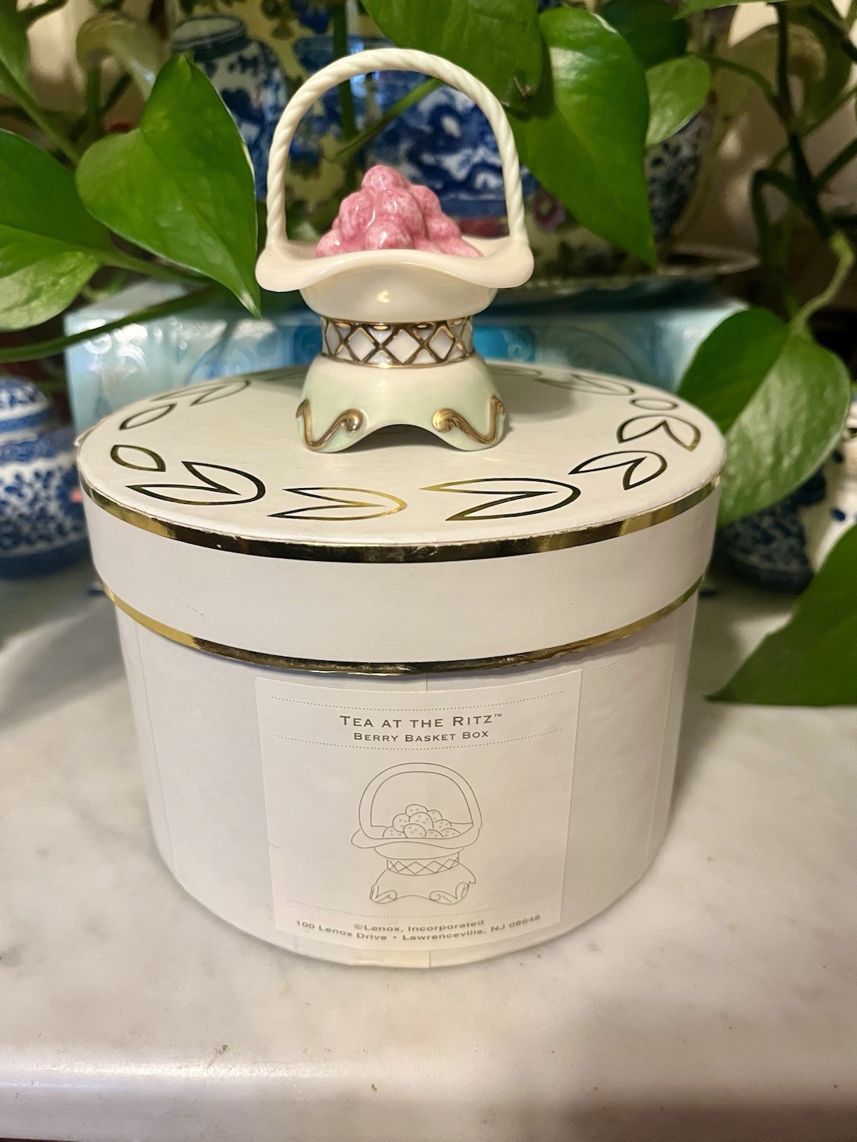 Lenox Tea At The Ritz Berry Basket Box Lenox Tea At The Ritz Berry Basket Box