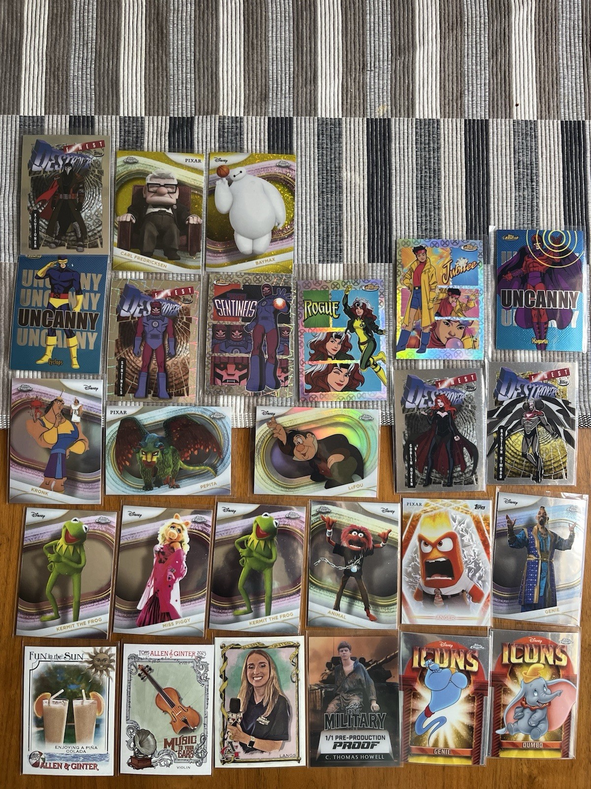 Miscellaneous Cards Marvel , Disney Cards