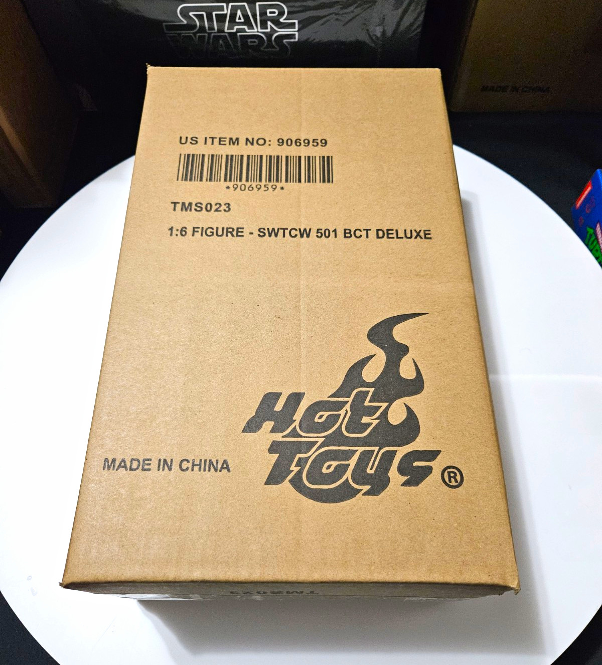 Hot Toys Star Wars 501 BCT Deluxe 1:6 Scale Collectible Figure TMS023 Hot Toys Star Wars 501 BCT Deluxe 1:6 Scale Collectible Figure TMS023