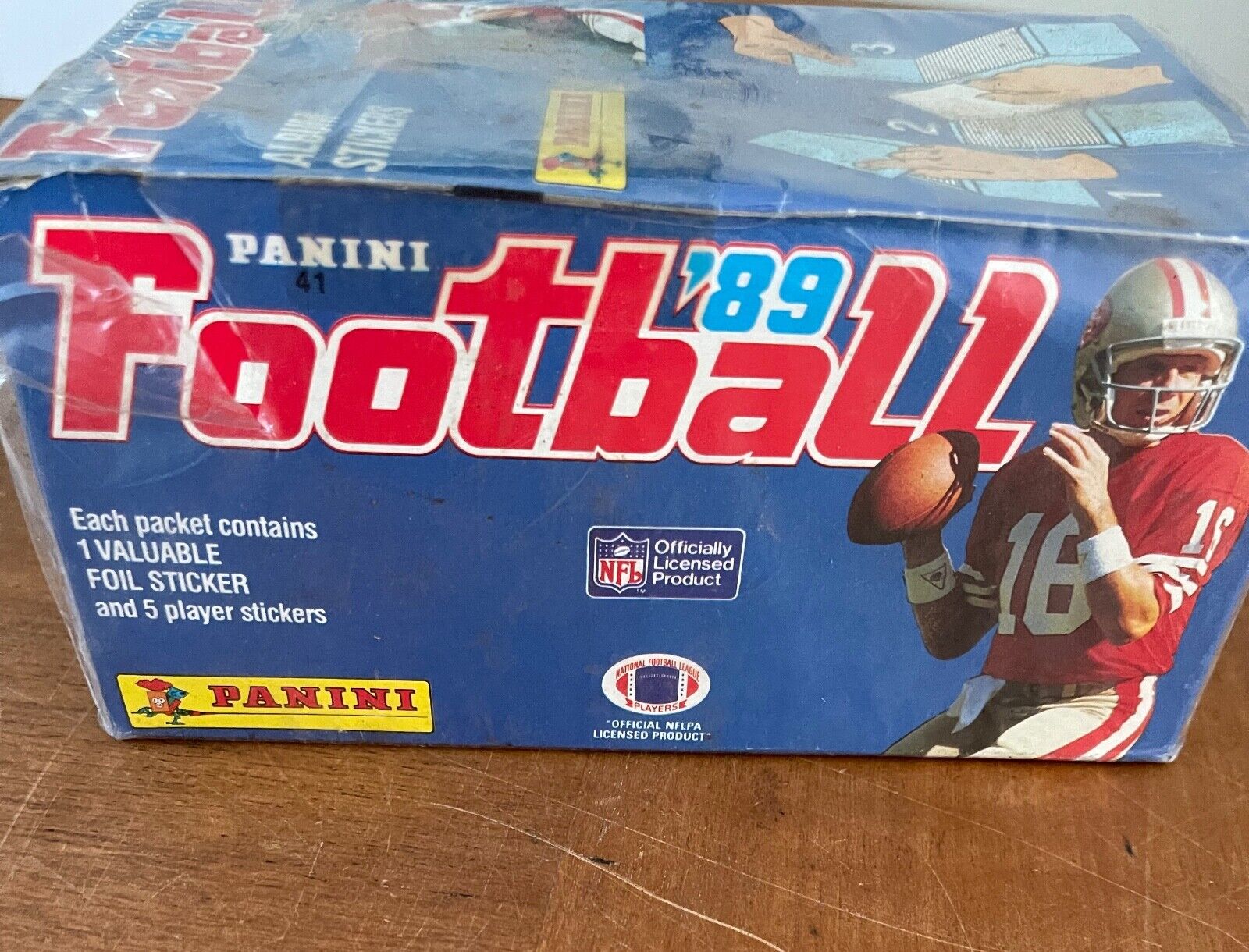 1989 Panini Football  - Unopened Sealed Box  - 100 packs - 1 Foil + 5 Stickers 