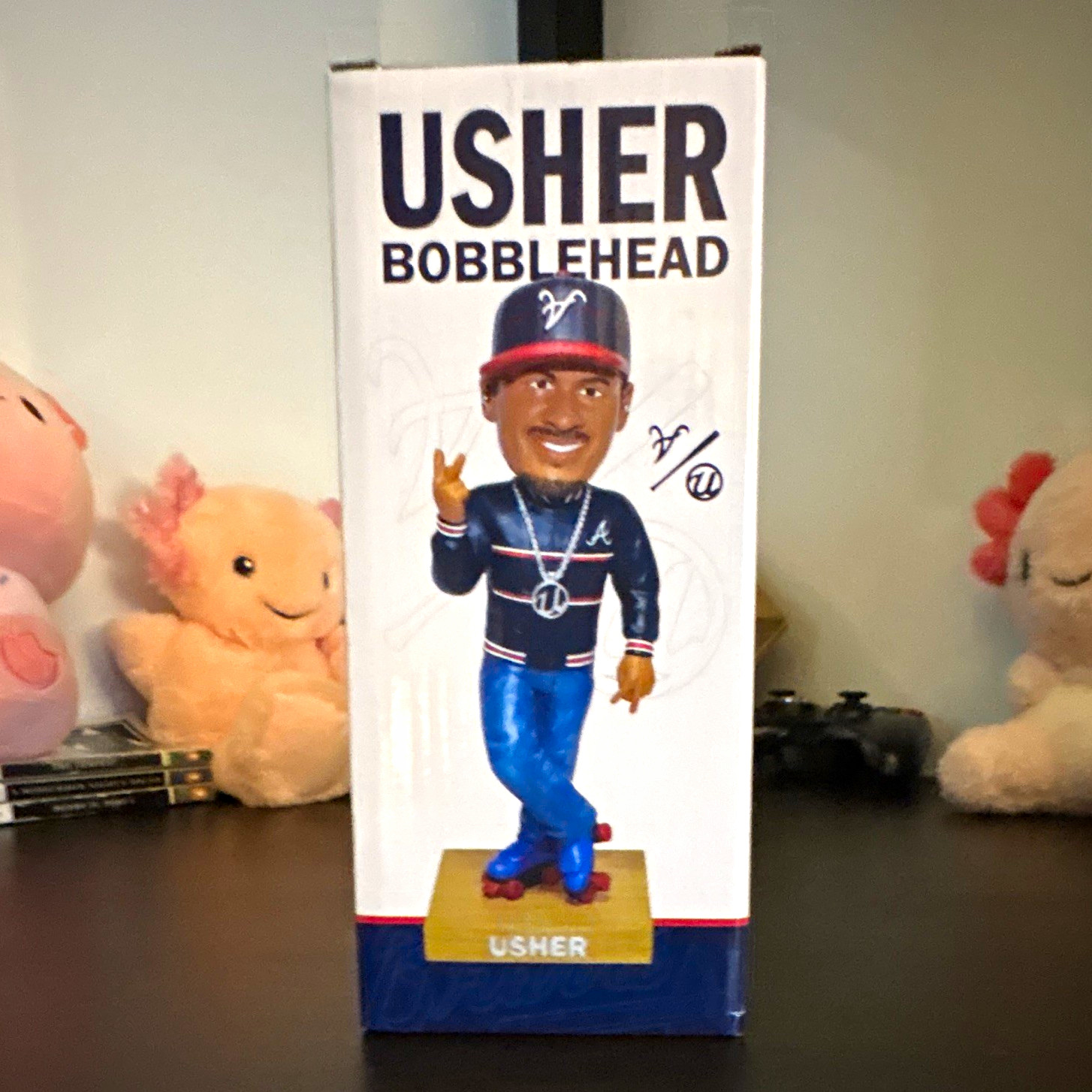 Usher Music Bobblehead Collectible Figure, Multicolor, In Box Usher Music Bobblehead Collectible Figure, Multicolor, In Box