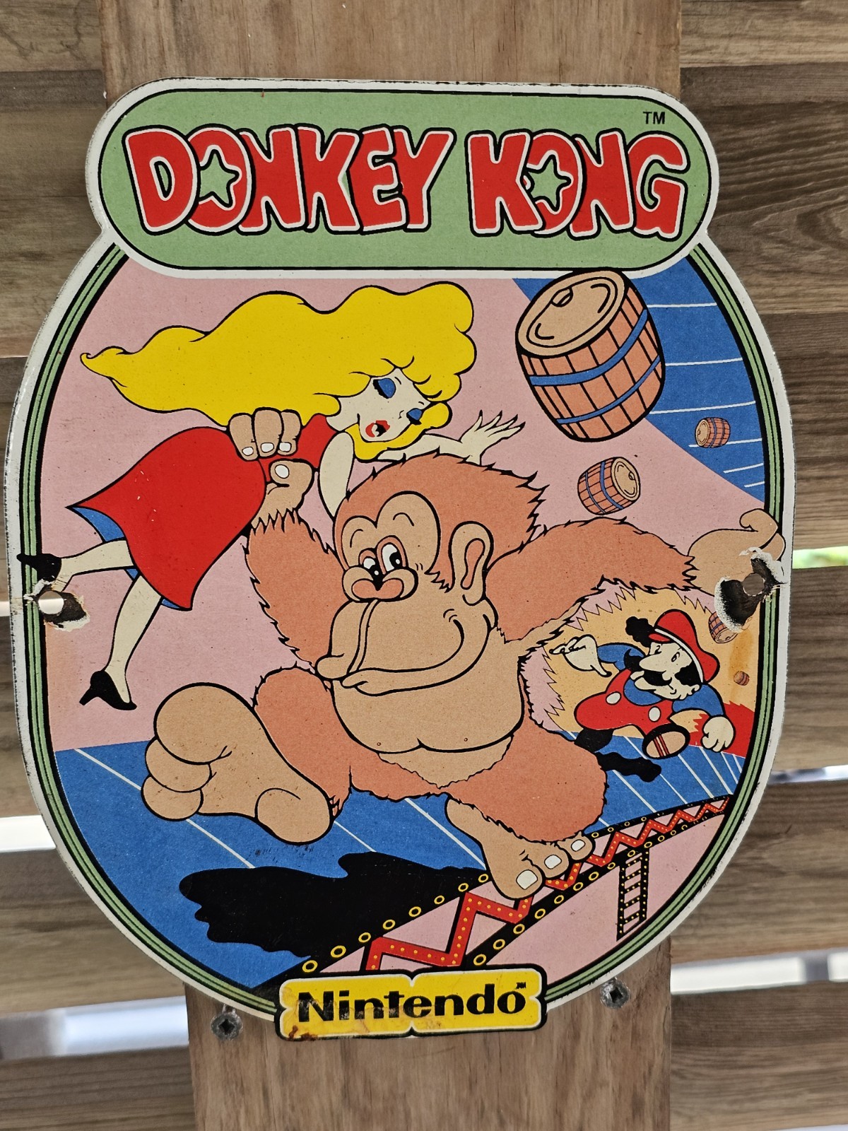 VINTAGE NINTENDO DONKEY KONG BARRAGE  PORCELAIN DEALERSHIP  SIGN  10"X8" 