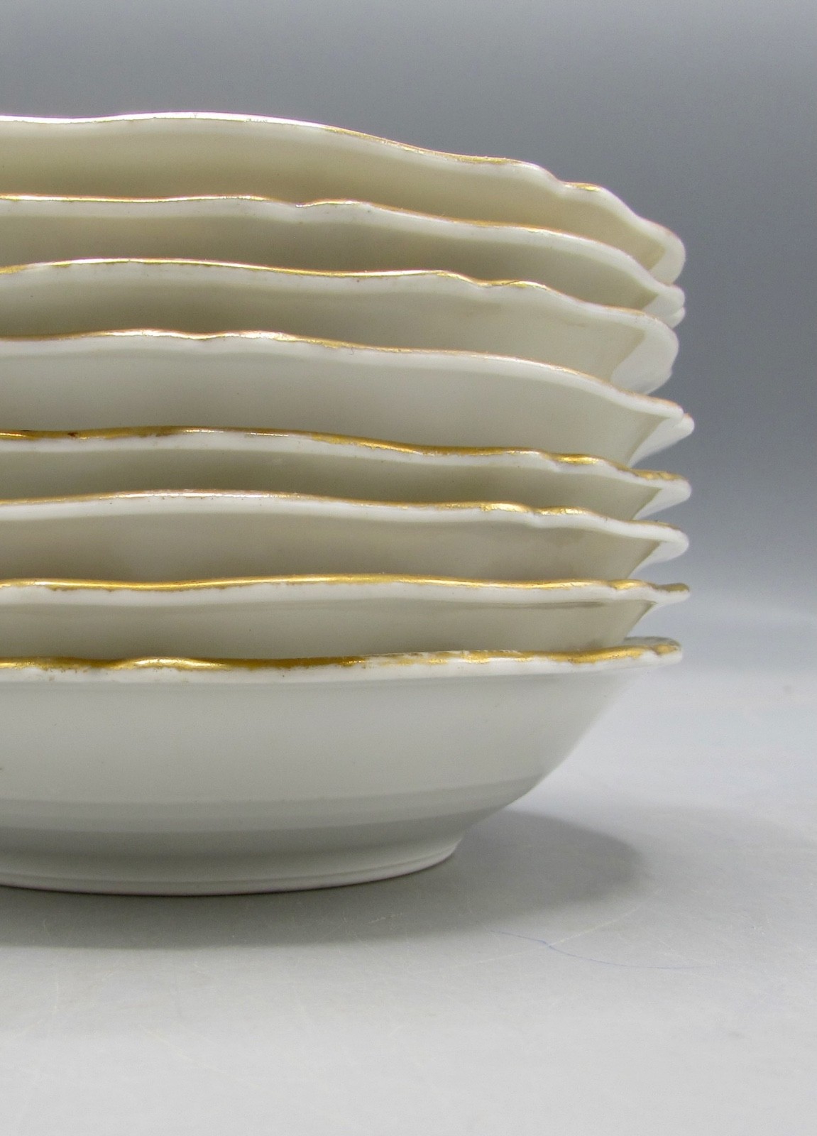 Theodore Haviland Limoges Schleiger 304 Eight 5 Inch Dessert Bowls Theodore Haviland Limoges Schleiger 304 Eight 5 Inch Dessert Bowls