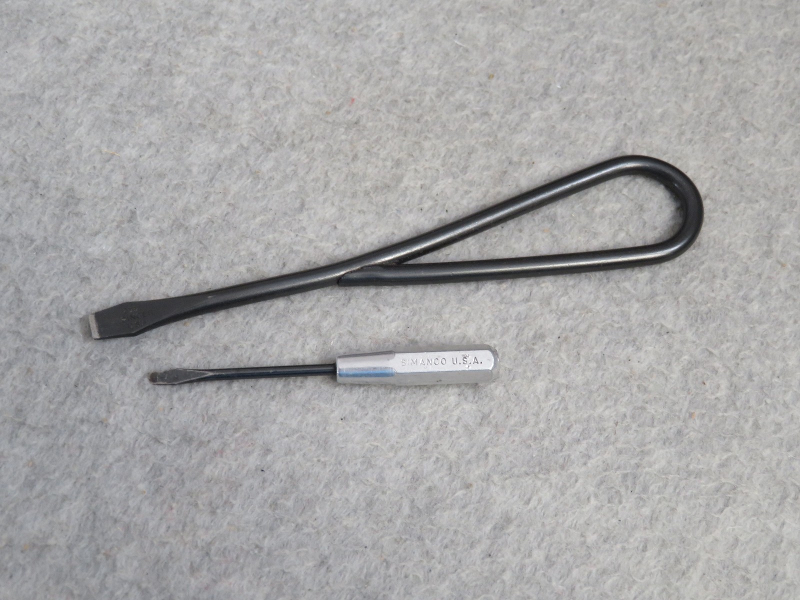 BLACKSIDE 2 SINGER SCREWDRIVERS Featherweight 221,222,15,66,99,201,301,306 & BLACKSIDE 2 SINGER SCREWDRIVERS Featherweight 221,222,15,66,99,201,301,306 &