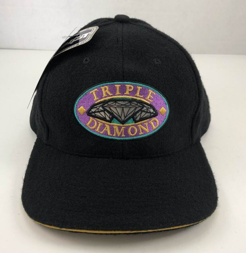 New Genuine IGT Vintage TRIPLE DIAMOND Slot Machine Hat New Genuine IGT Vintage TRIPLE DIAMOND Slot Machine Hat