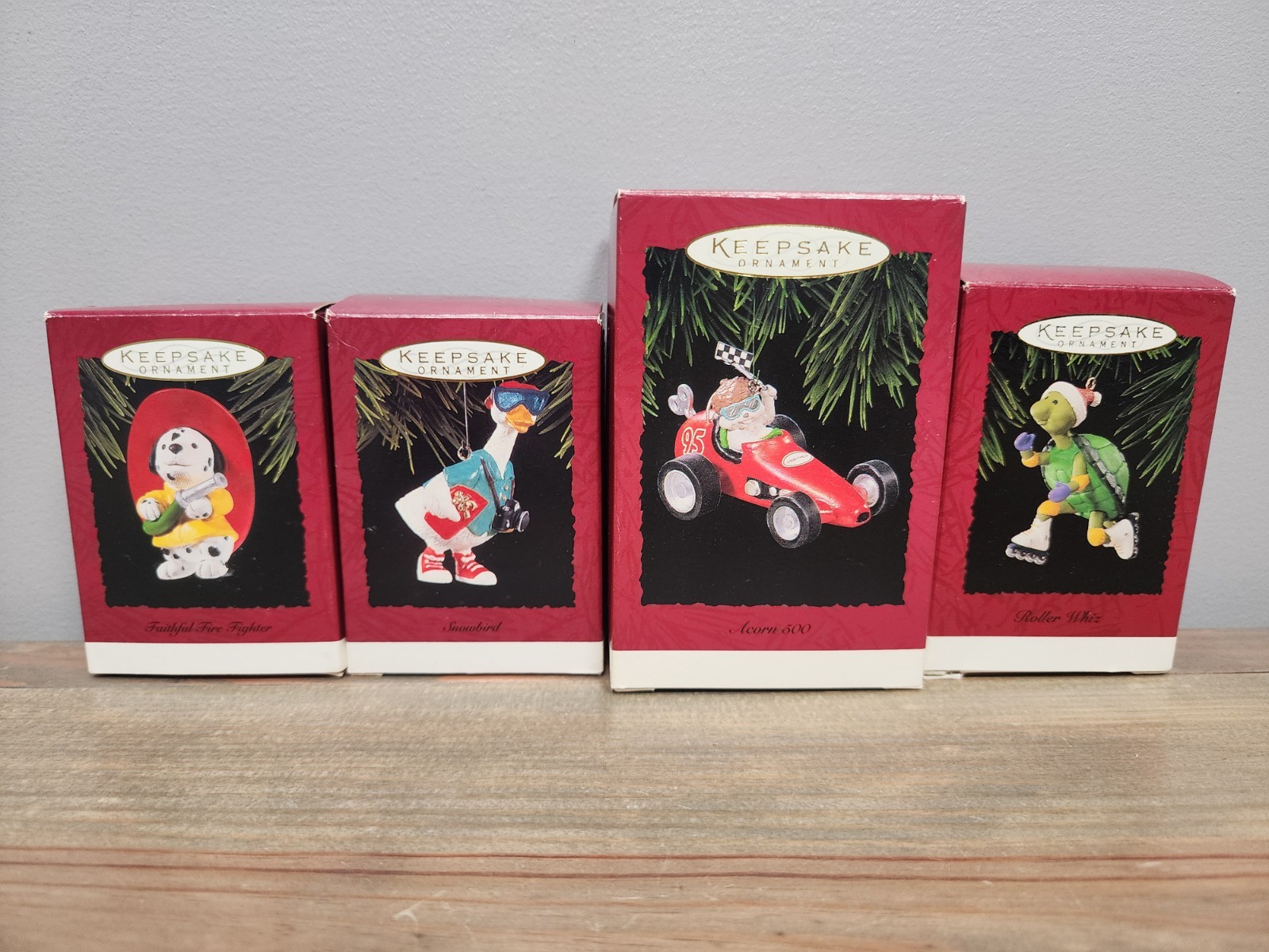 Keepsake Ornaments Hallmark 1995/96 Vintage Lot Of 4 Animals Keepsake Ornaments Hallmark 1995/96 Vintage Lot Of 4 Animals