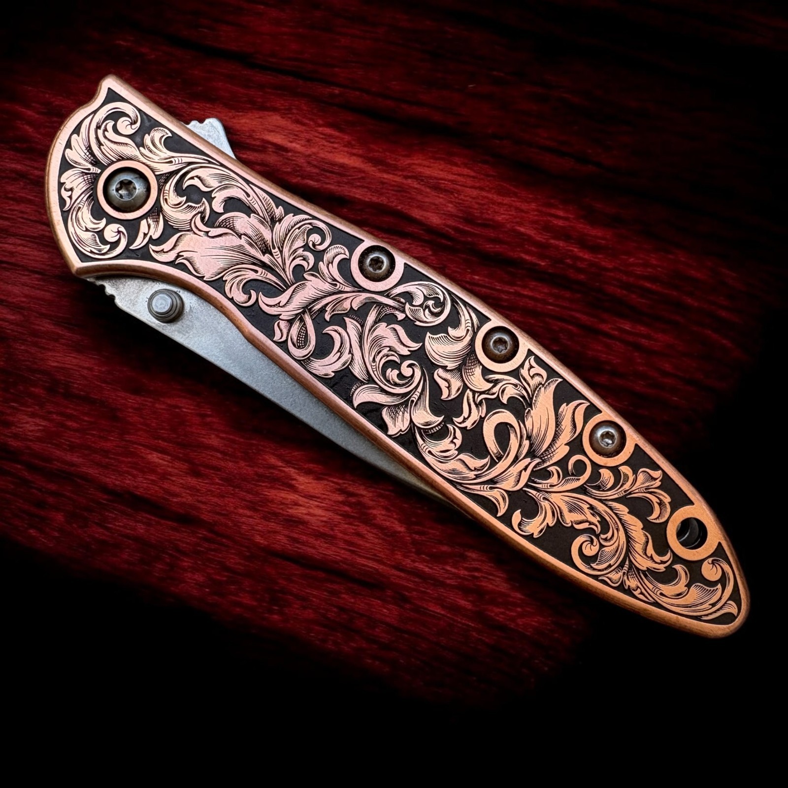Kershaw Leek - Copper Scales - Classic Scrollwork Kershaw Leek - Copper Scales - Classic Scrollwork