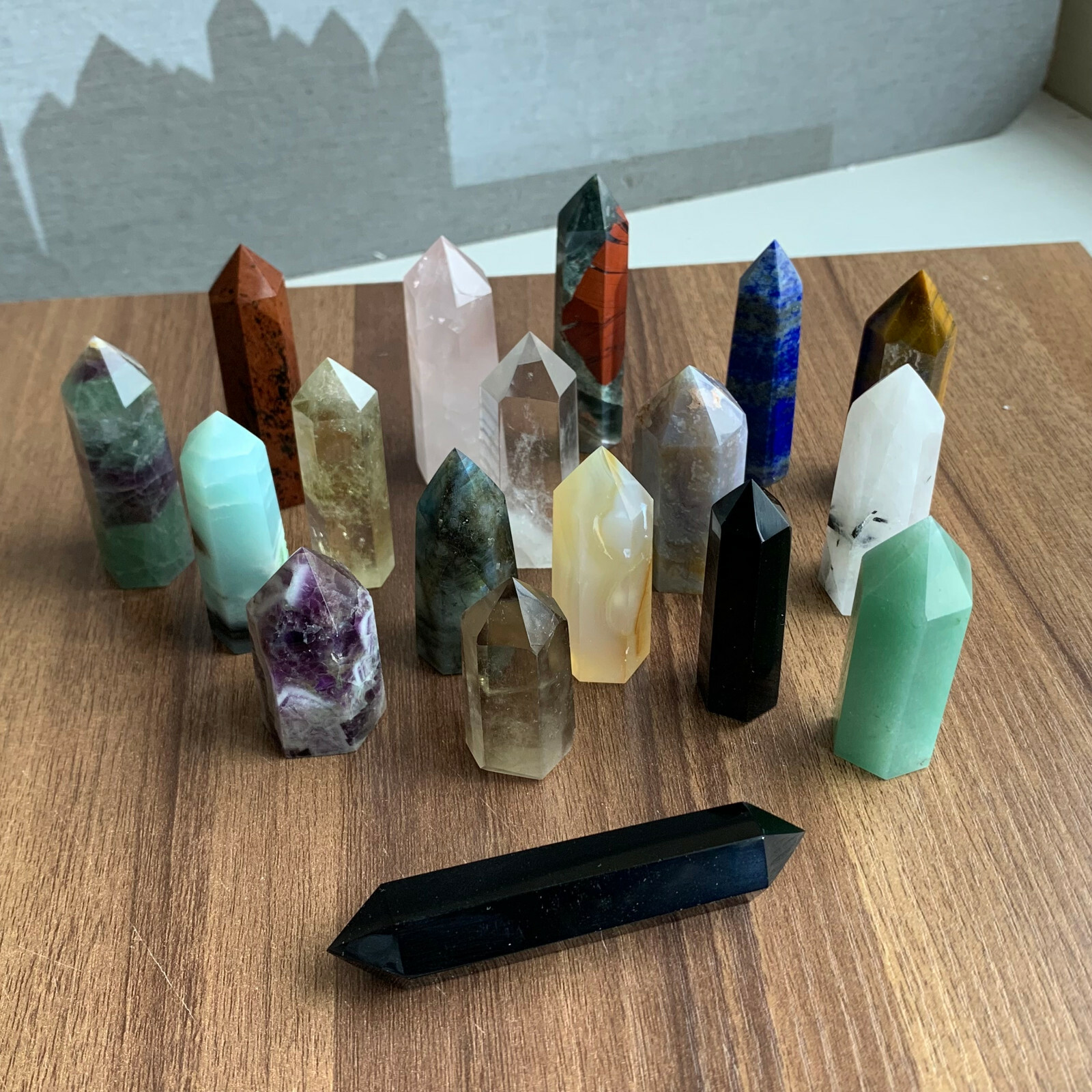 send randomly 18pcs a lot Natural quartz obelisk crystal wand point healing send randomly 18pcs a lot Natural quartz obelisk crystal wand point healing
