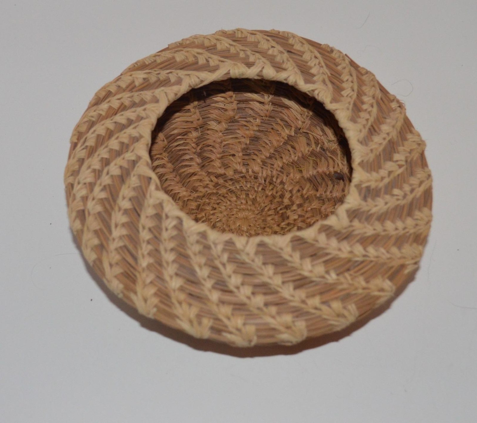 vintage Papago Tohono O'odham SW Native American Indian Basket vintage Papago Tohono O'odham SW Native American Indian Basket