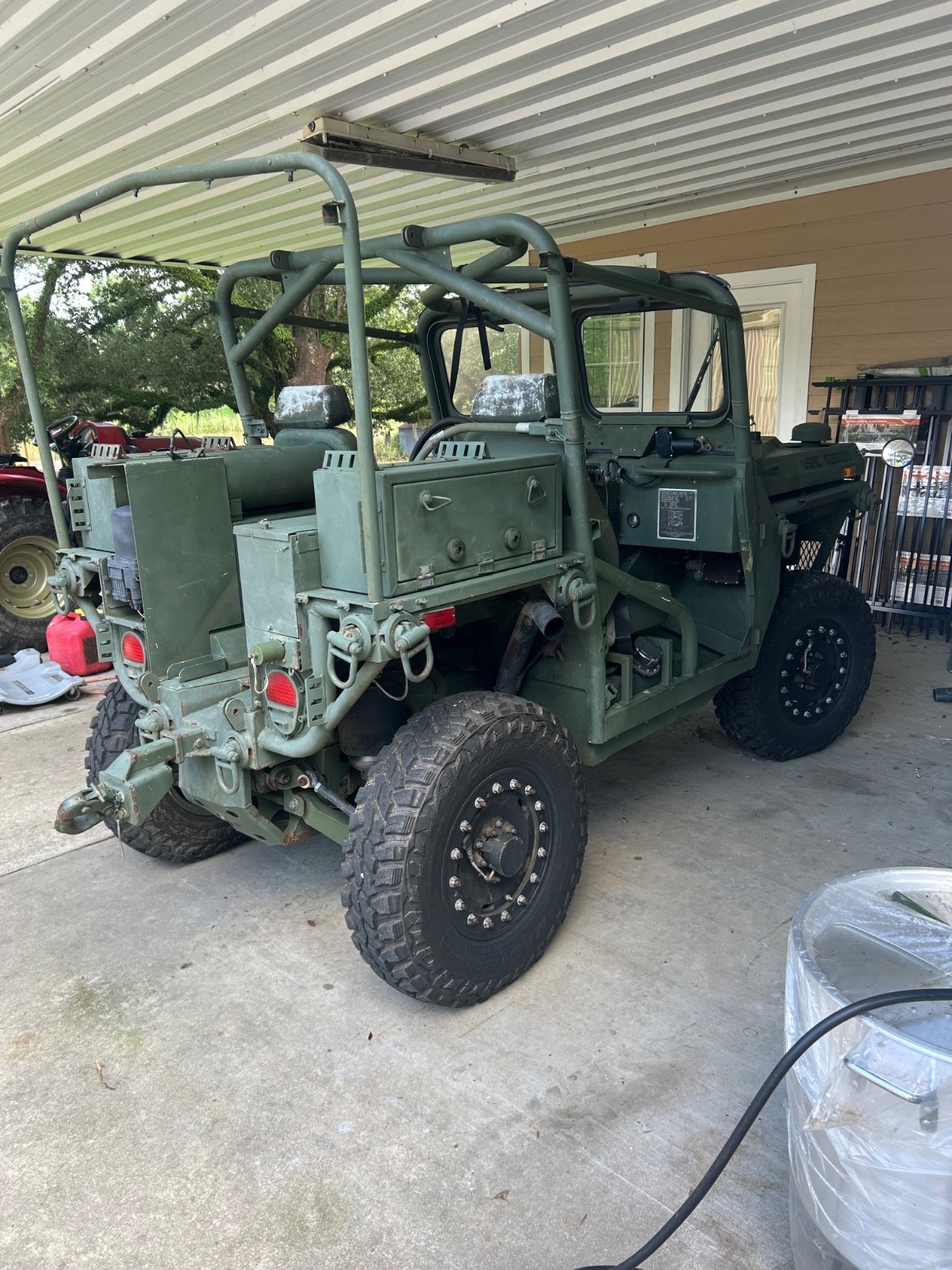 m1163 growler 4x4, Rear wheel steering,Air ride Suspension m1163 growler 4x4, Rear wheel steering,Air ride Suspension