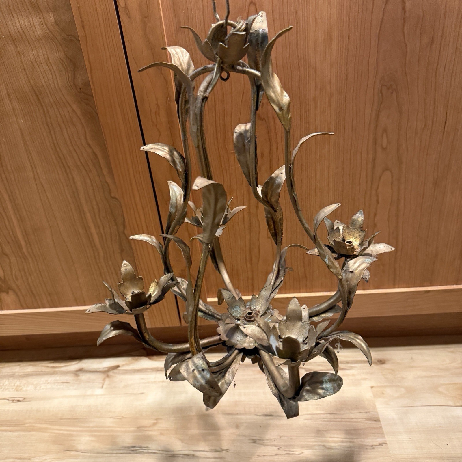 Vtg MCM Italian Tole Chandelier Gold Gilt Floral 5-Light Hollywood Regency As Is Vtg MCM Italian Tole Chandelier Gold Gilt Floral 5-Light Hollywood Regency As Is