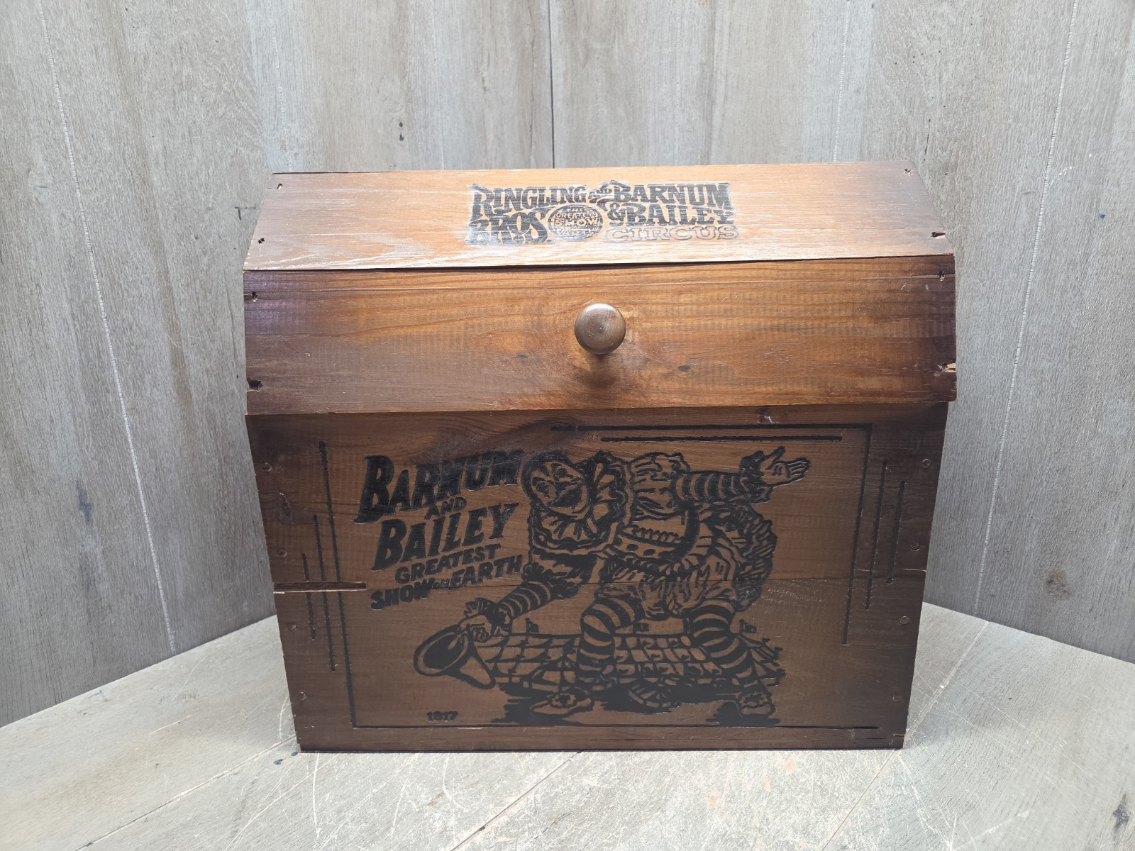 Vintage 1980 Ringling Brothers & Barnum and Bailey Wooden Circus Chest Vintage 1980 Ringling Brothers & Barnum and Bailey Wooden Circus Chest