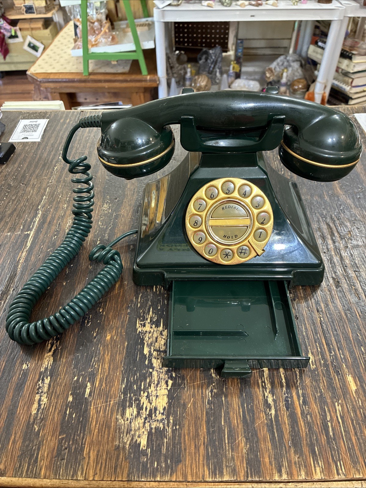Nice Vintage Microtel Phone Corp. Model 944 Desk Telephone - Touch Tone Model Nice Vintage Microtel Phone Corp. Model 944 Desk Telephone - Touch Tone Model