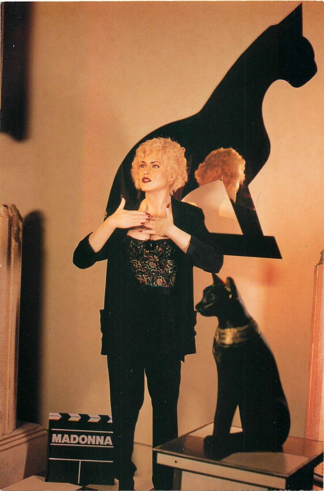  Madonna Vogue Pose Vintage Postcard Movieland Wax Museum Singer Statue 