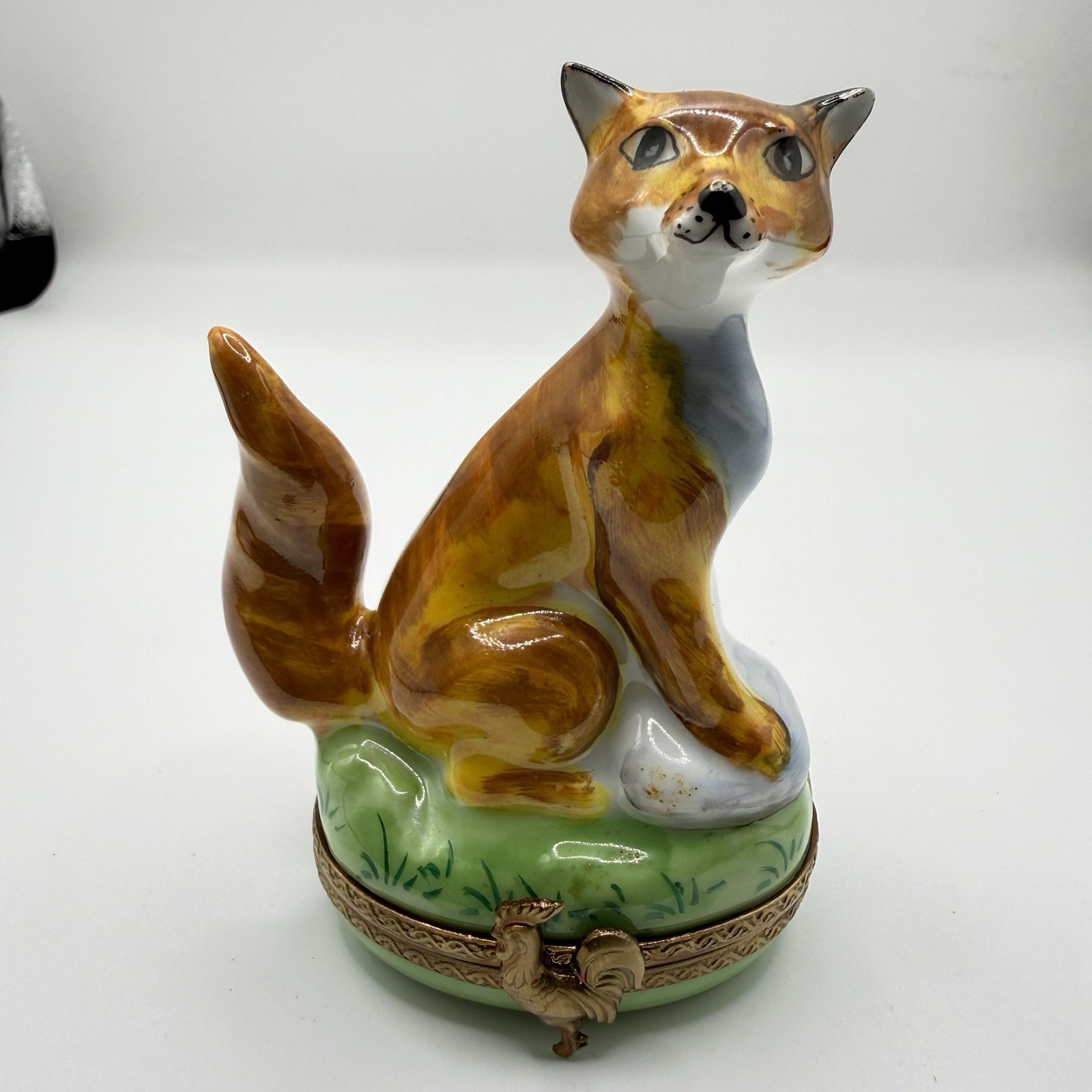 LIMOGES FOX GRASS FLORAL TRINKET BOX CHAMART PEINT MAIN FRANCE VINTAGE VIDEO LIMOGES FOX GRASS FLORAL TRINKET BOX CHAMART PEINT MAIN FRANCE VINTAGE VIDEO