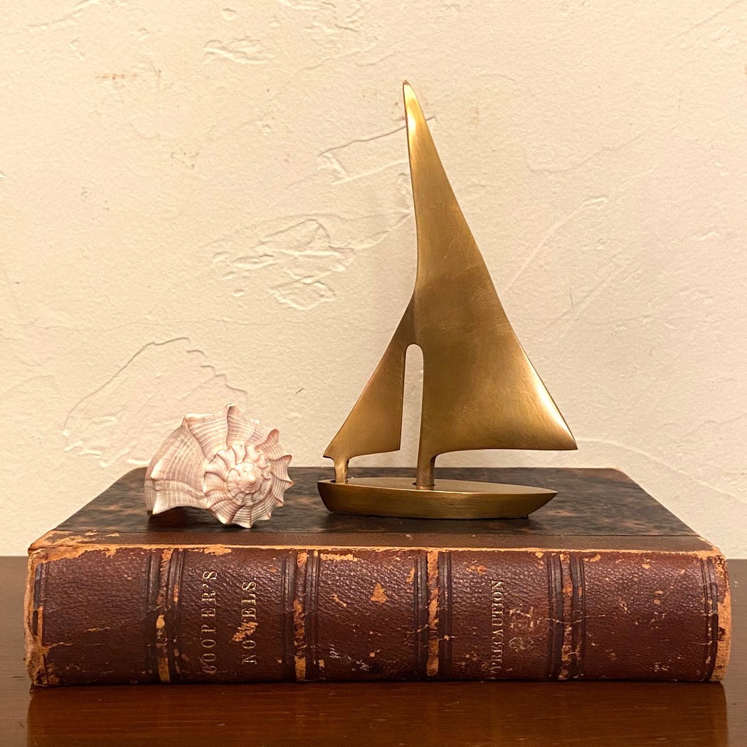 5-1/4" Antiqued Brass Sail Boat Paperweight 5-1/4" Antiqued Brass Sail Boat Paperweight