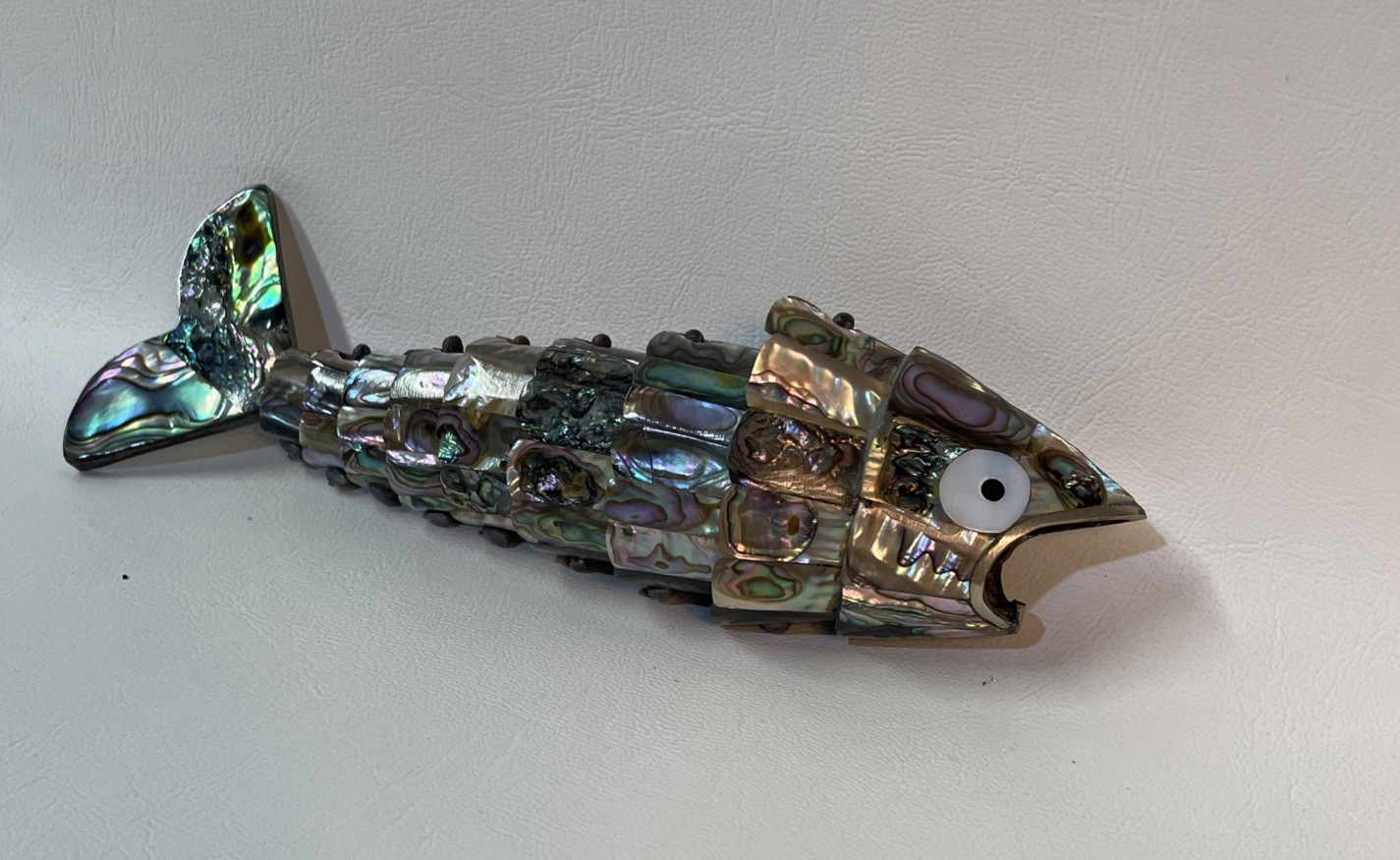 Beautiful Vintage Abalone Articulated Fish Bottle Opener Handmade In Mexico EUC Beautiful Vintage Abalone Articulated Fish Bottle Opener Handmade In Mexico EUC