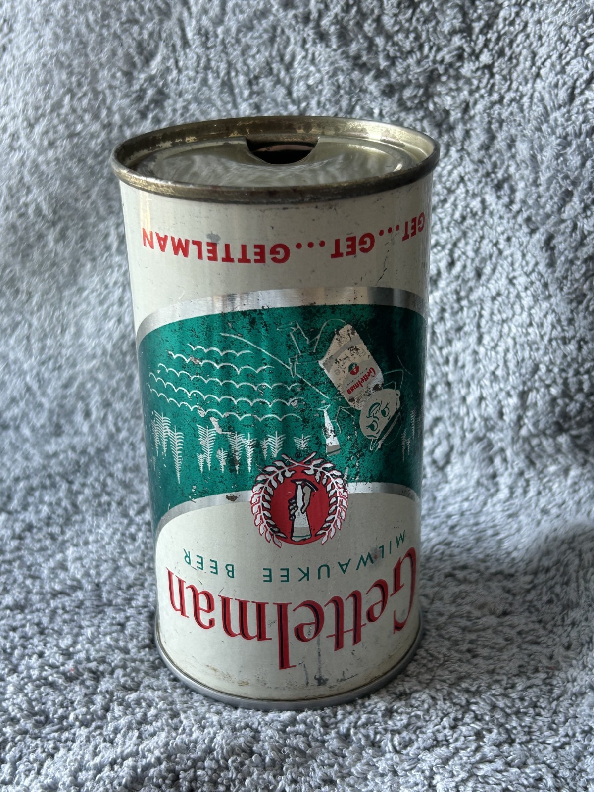 Gettelman Milwaukee Flat Top Beer Can- Bottom is Open- Empty Can, Milwaukee WI Gettelman Milwaukee Flat Top Beer Can- Bottom is Open- Empty Can, Milwaukee WI