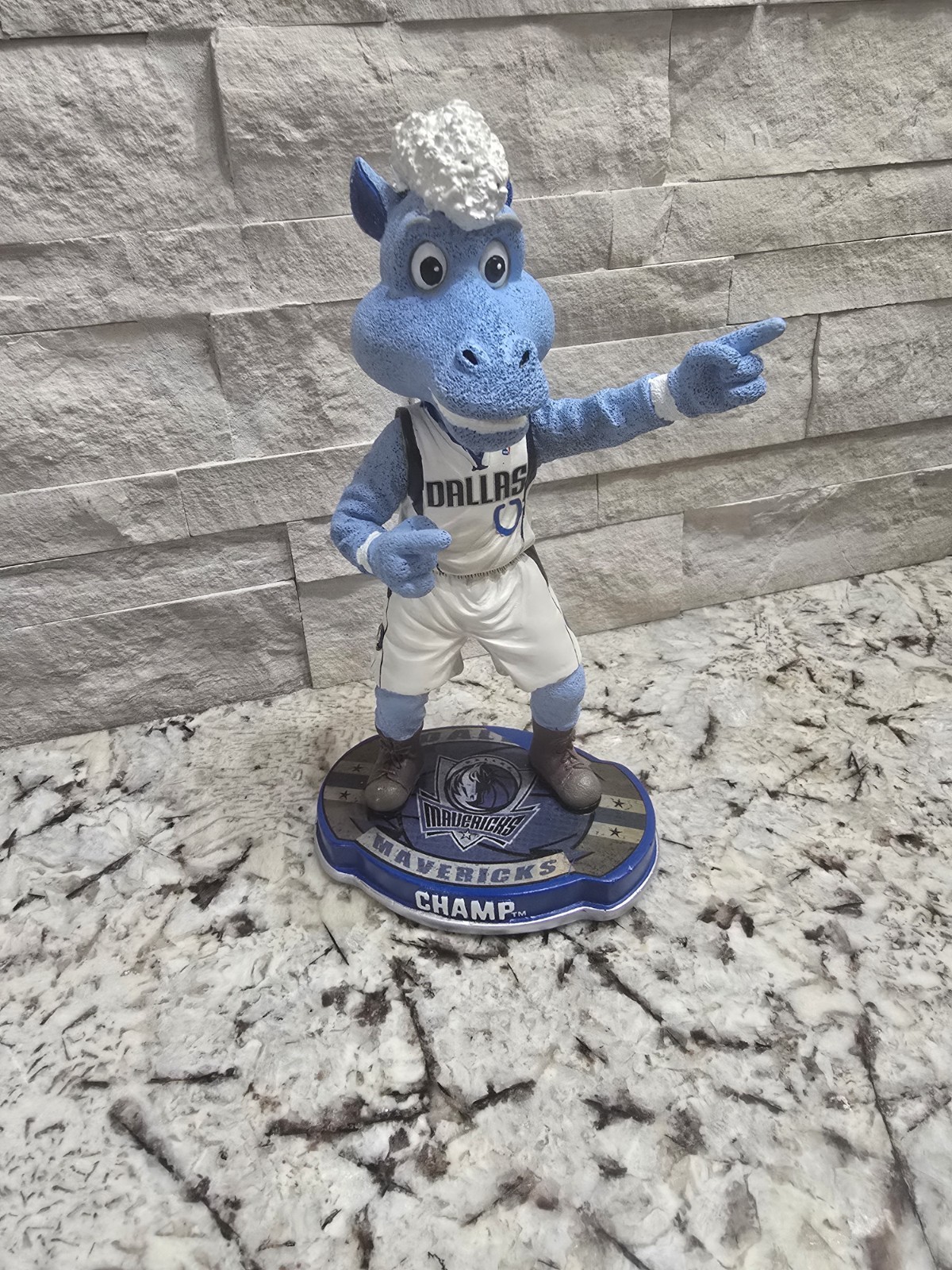 FOCO Champ (Dallas Mavericks) Mascot Bobblehead Legends 126/2012 In Box NBA FOCO Champ (Dallas Mavericks) Mascot Bobblehead Legends 126/2012 In Box NBA