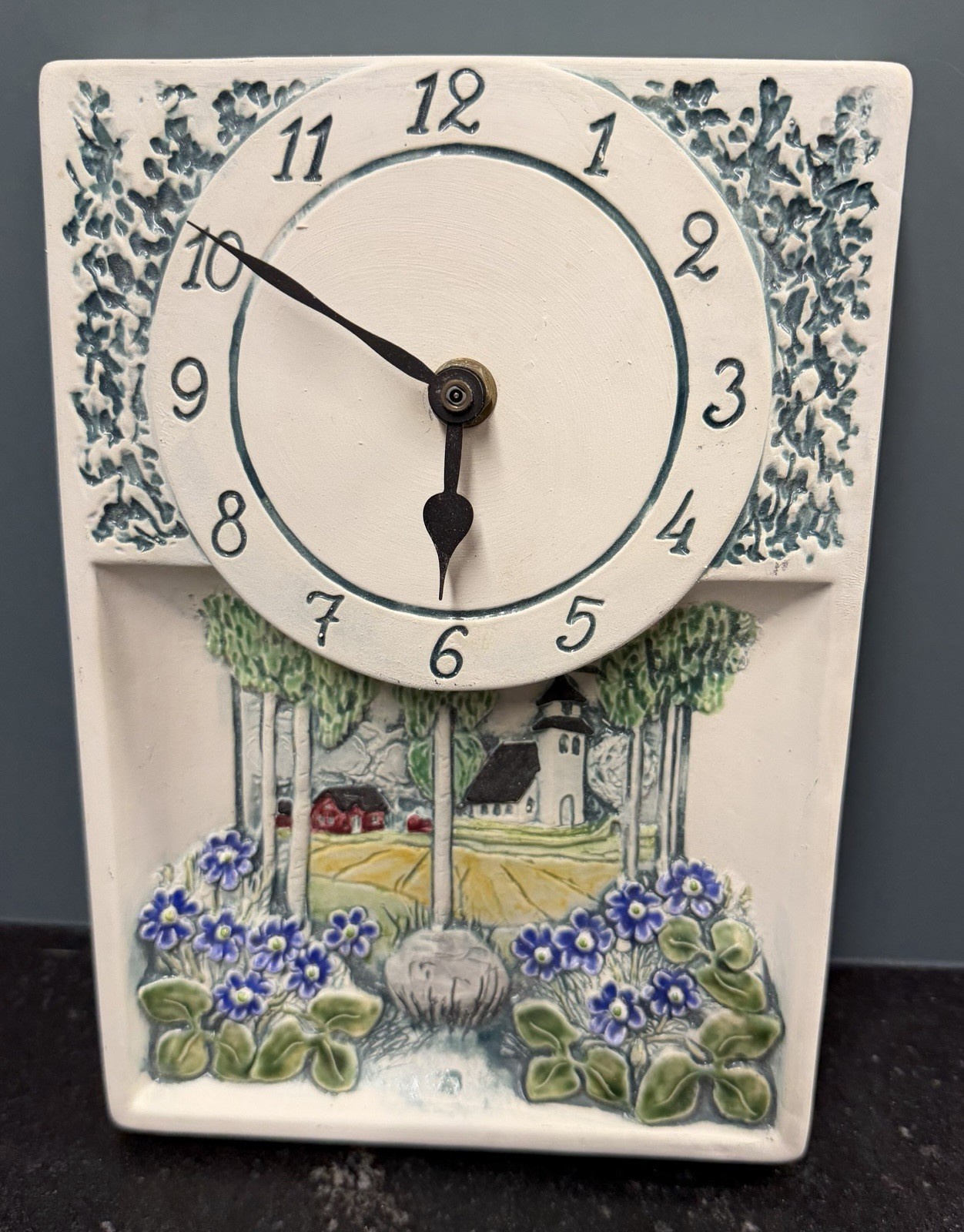 Jie Gantofta Sweden Ceramic Wall Clock 652 IV Swedish Church Floral 9” Jie Gantofta Sweden Ceramic Wall Clock 652 IV Swedish Church Floral 9”