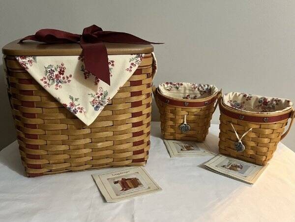 LONGABERGER SWEETEST GIFT SWEETHEART & SWEETHEART RED LOVE NOTES BASKET SET LONGABERGER SWEETEST GIFT SWEETHEART & SWEETHEART RED LOVE NOTES BASKET SET