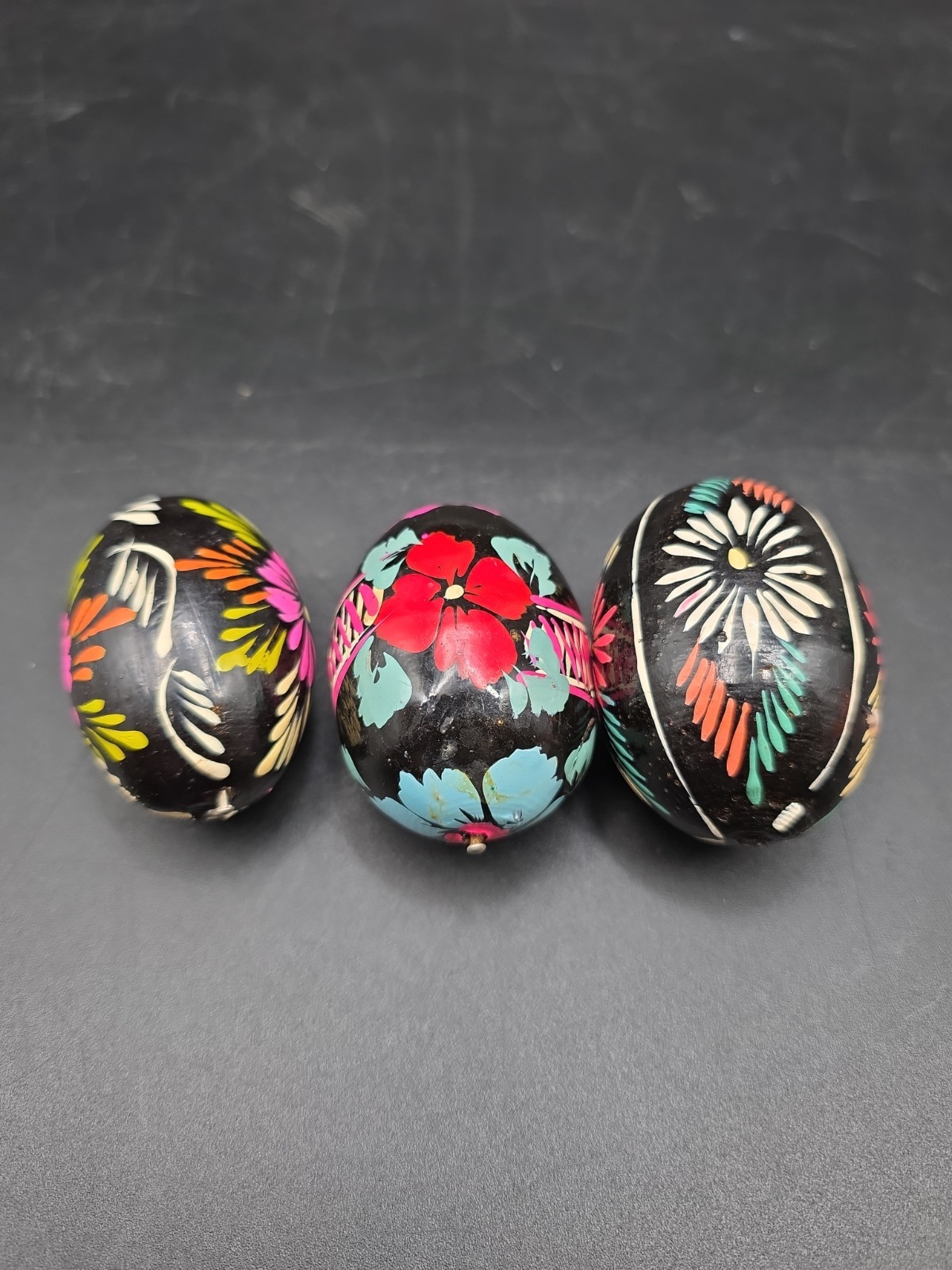 Set Of 3 Vintage Lot Mixed Style/Size Handpainted Wooden Eggs Unsigned Set Of 3 Vintage Lot Mixed Style/Size Handpainted Wooden Eggs Unsigned
