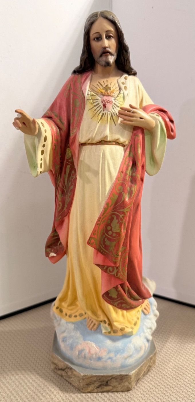 ~VINTAGE SPANISH OLOT SACRED HEART OF JESUS W/ GLASS EYES  STATUE 12 1/4" ~