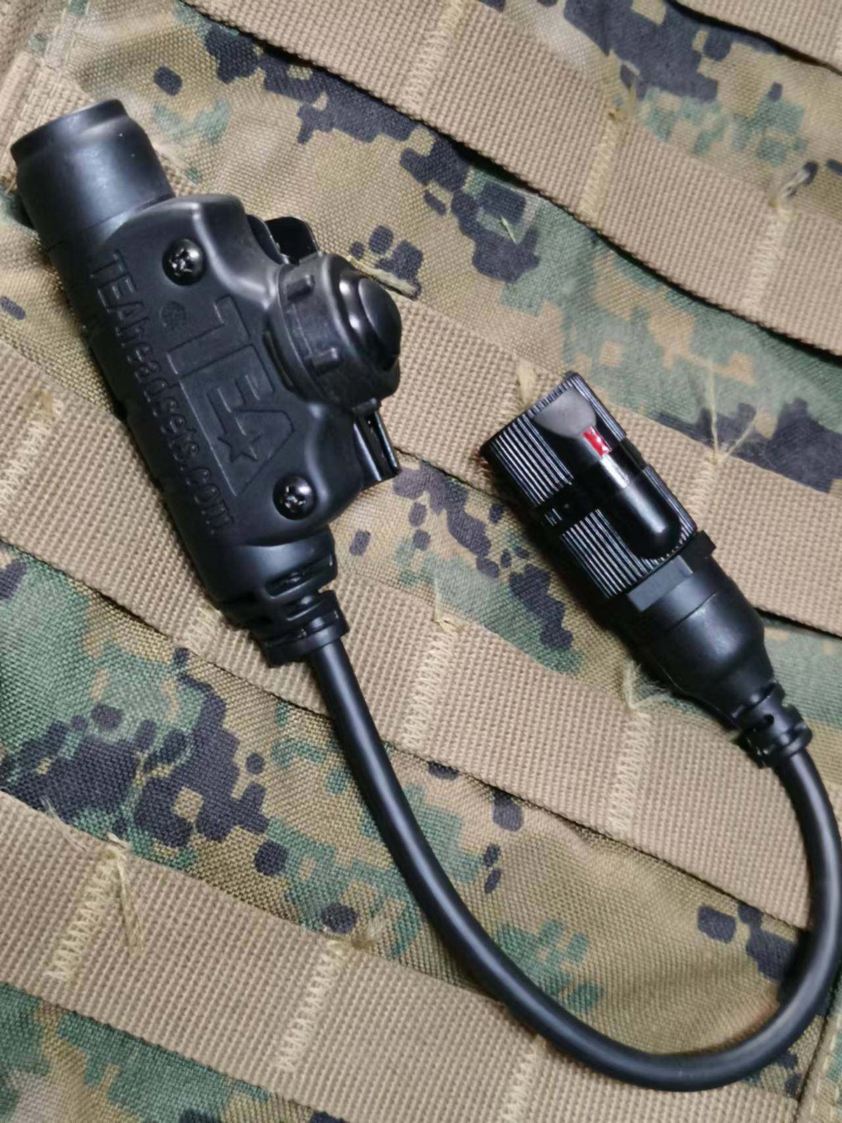 TRI TEA U94 V2 6pin PTT Short Line For TRI 152 Radio/148 Radio US SHIPPING! TRI TEA U94 V2 6pin PTT Short Line For TRI 152 Radio/148 Radio US SHIPPING!