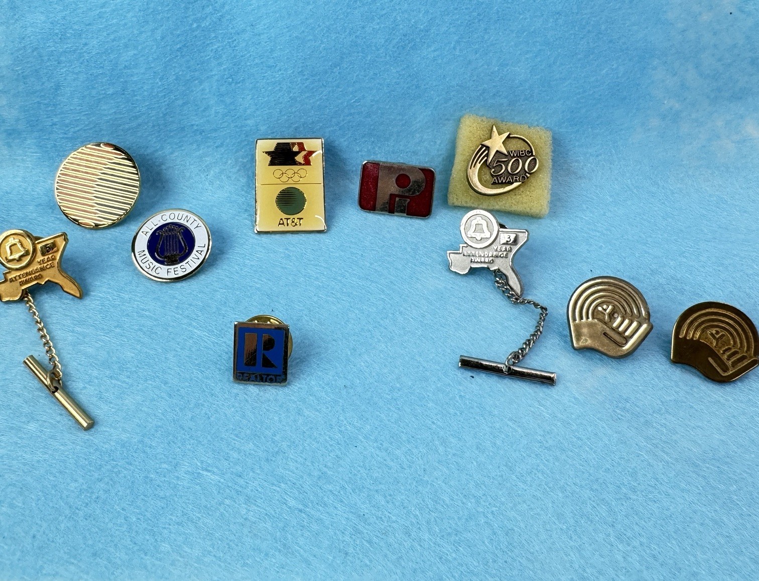 Lot Of 10 Vintage Pins AT&T Olympics Realtor United Way WIBC Awards Union Made