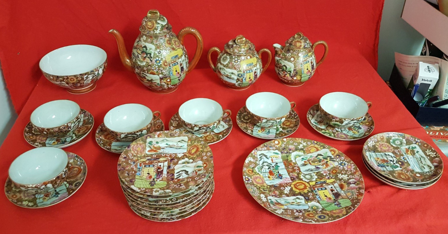 Japanese 'Kutani' Style Tea Set 31 Pieces. Circa 1890. Meiji Period Japanese 'Kutani' Style Tea Set 31 Pieces. Circa 1890. Meiji Period
